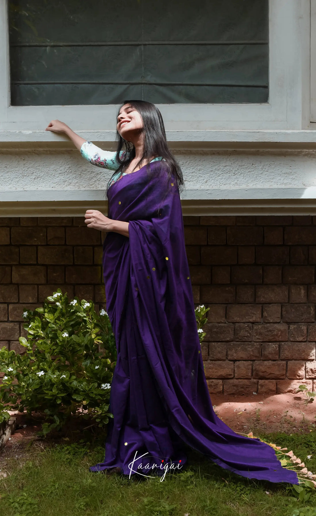 Azhagi- Royal Blue Handloomed Cotton Saree Sarees