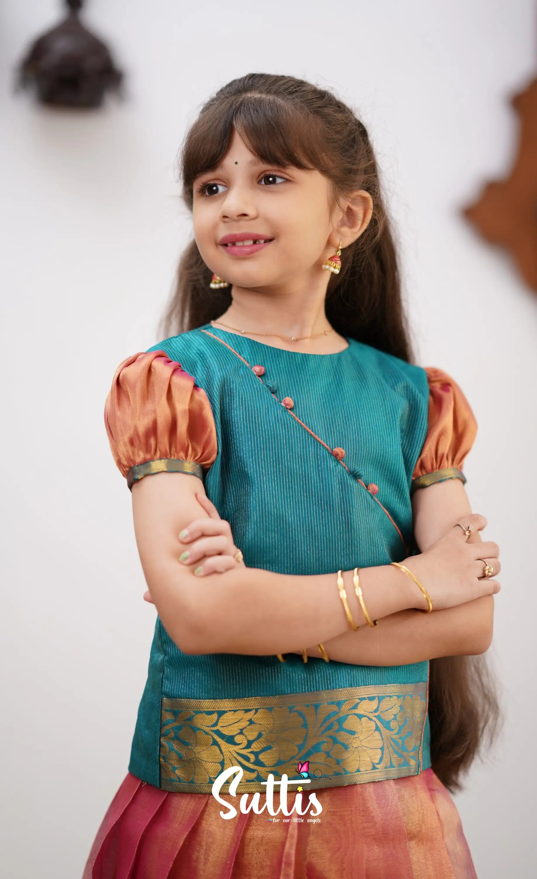 Izhaiyini - Peachish Pink Shade And Teal Blue Tone Organza Pavadai Sattai Kids-Suttis