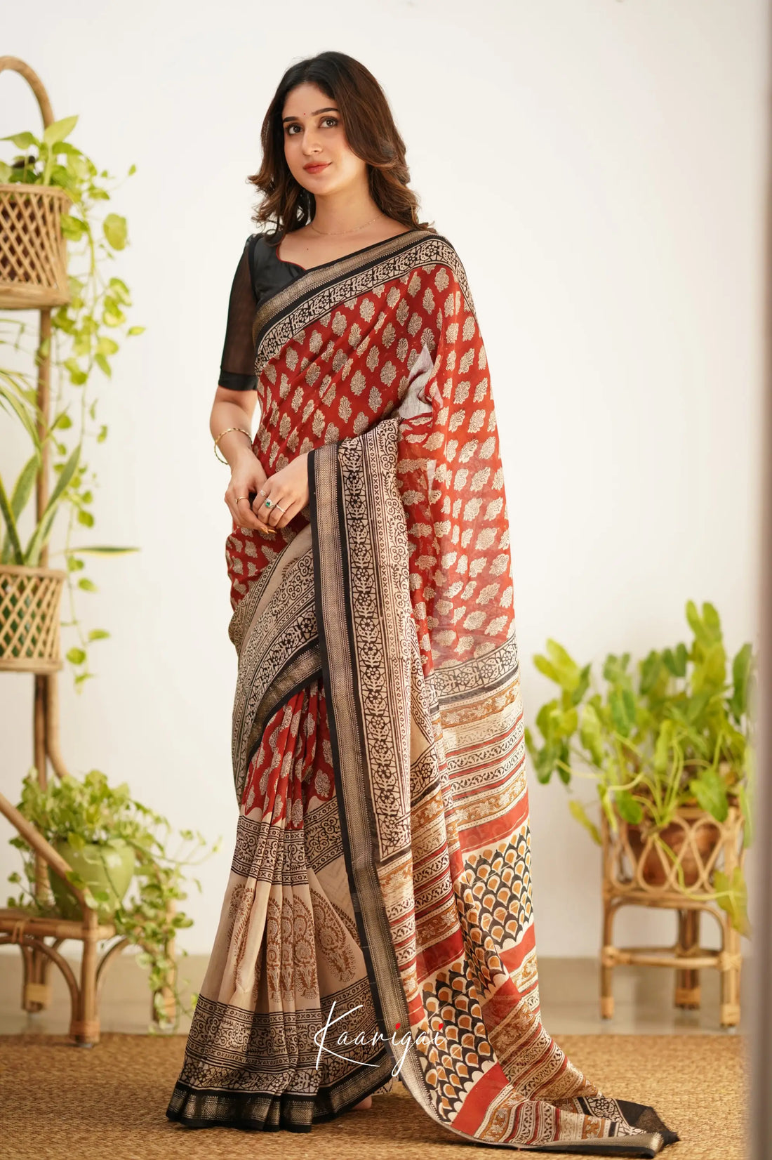 Mayuri Maheswari Saree - Red And Black Sarees