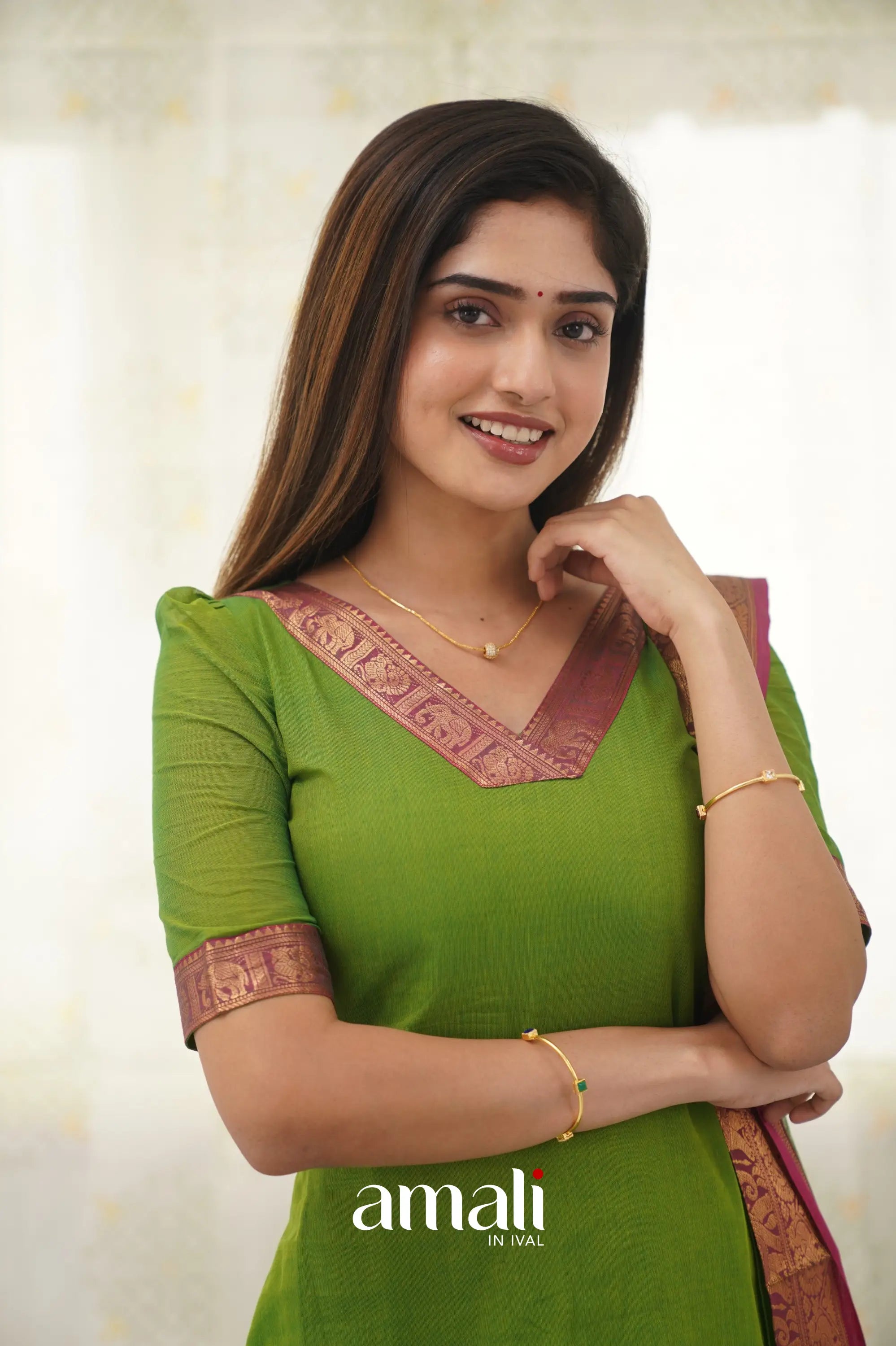 Meera Parrot Green Shade And Pink Tone Cotton Salwar Salwar