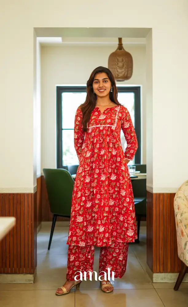 Priyo - Dark red and Light pink Jaipur Print Cotton A-line kurti and pant - salwar