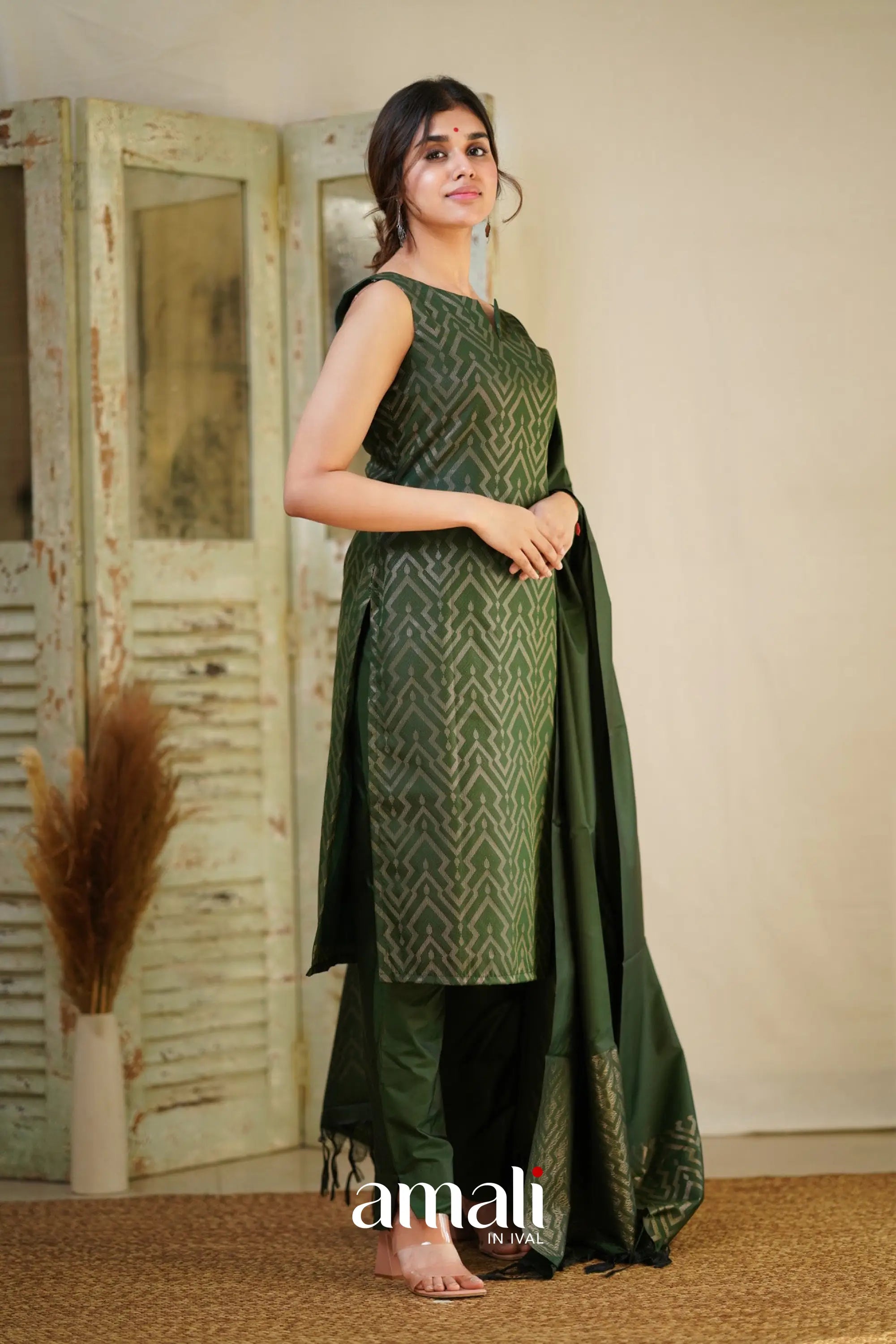 Rathi - Dark Green Unstitched Semi Kanchipuram Silk Salwar Salwar