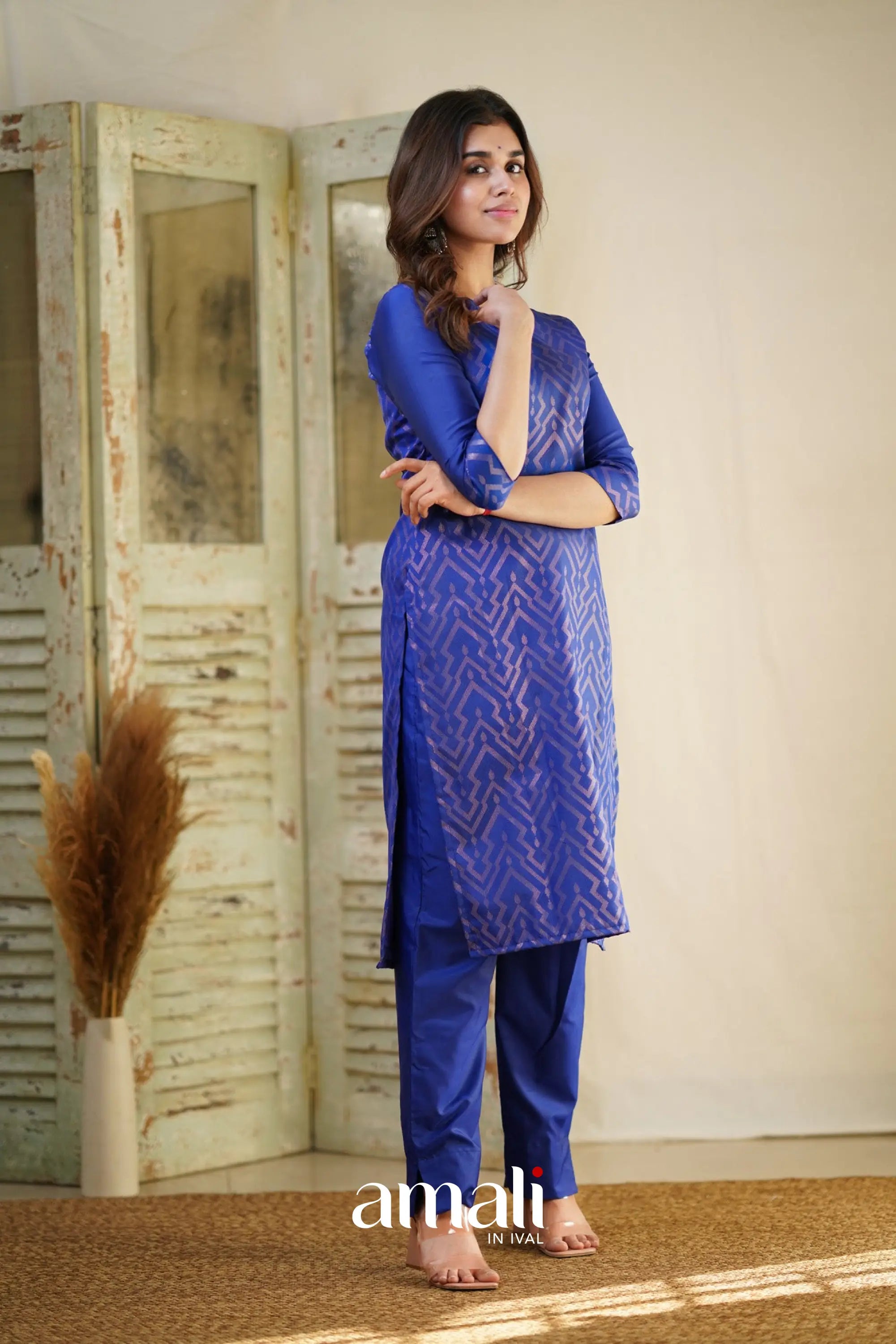 Rathi - Royal Blue Unstitched Semi Kanchipuram Silk Salwar Salwar