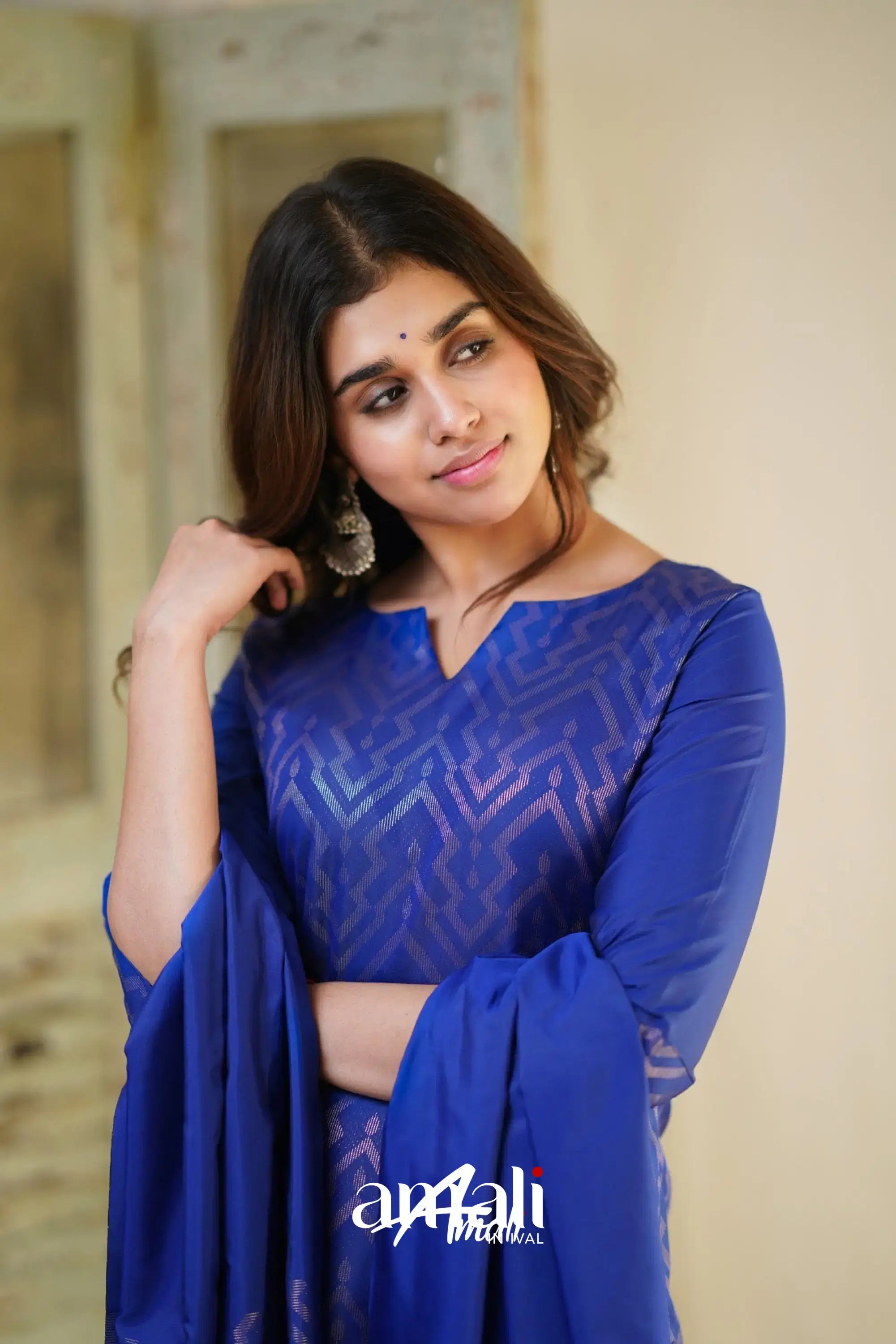 Sanvi - Royal Blue Unstitched Semi Kanchipuram Silk Salwar Salwar