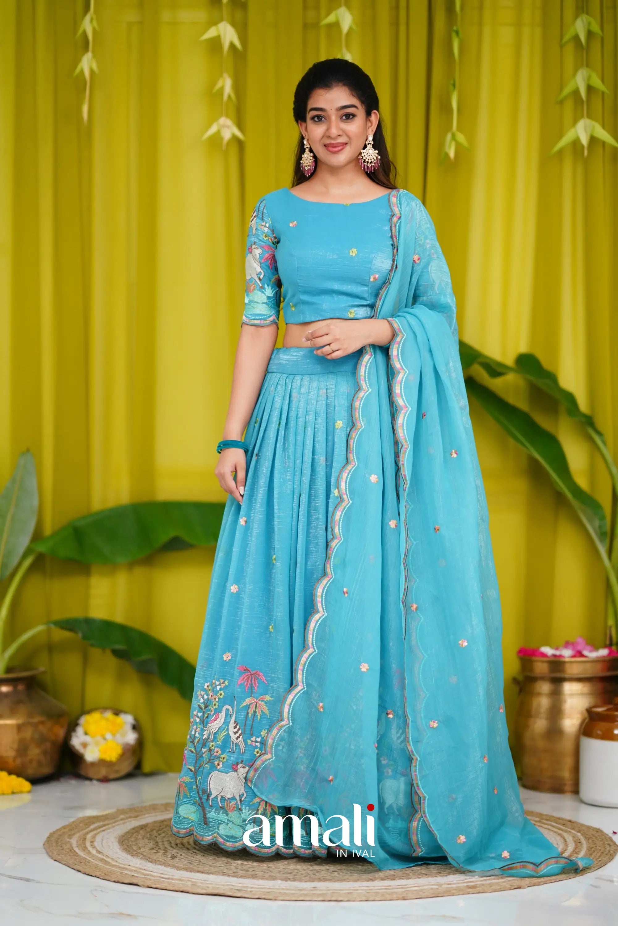 Traditional Crop Top And Skirt Lehenga Online Zaara Crop Top And