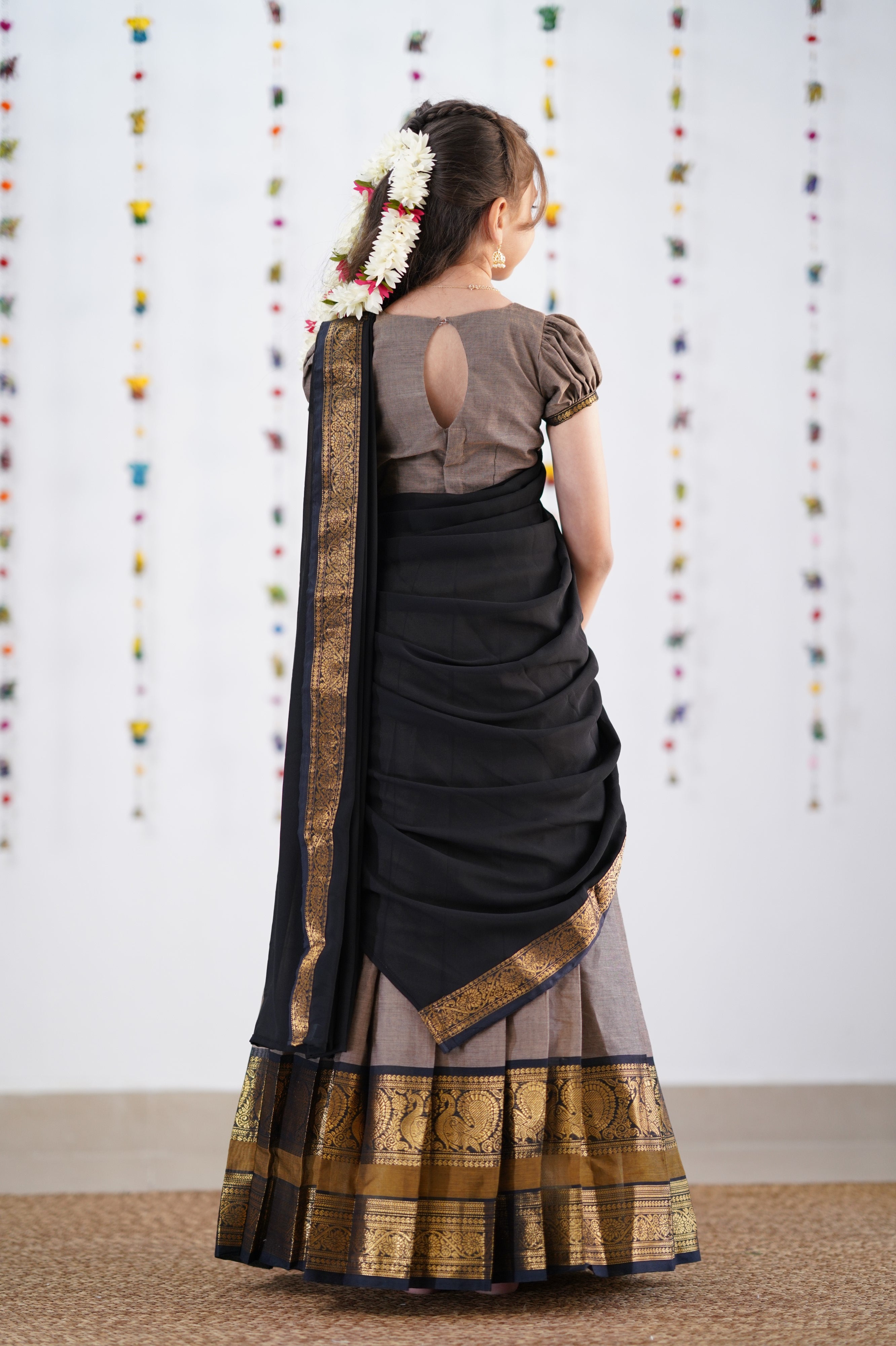 Kumaari Half Saree -Ash &amp; Black