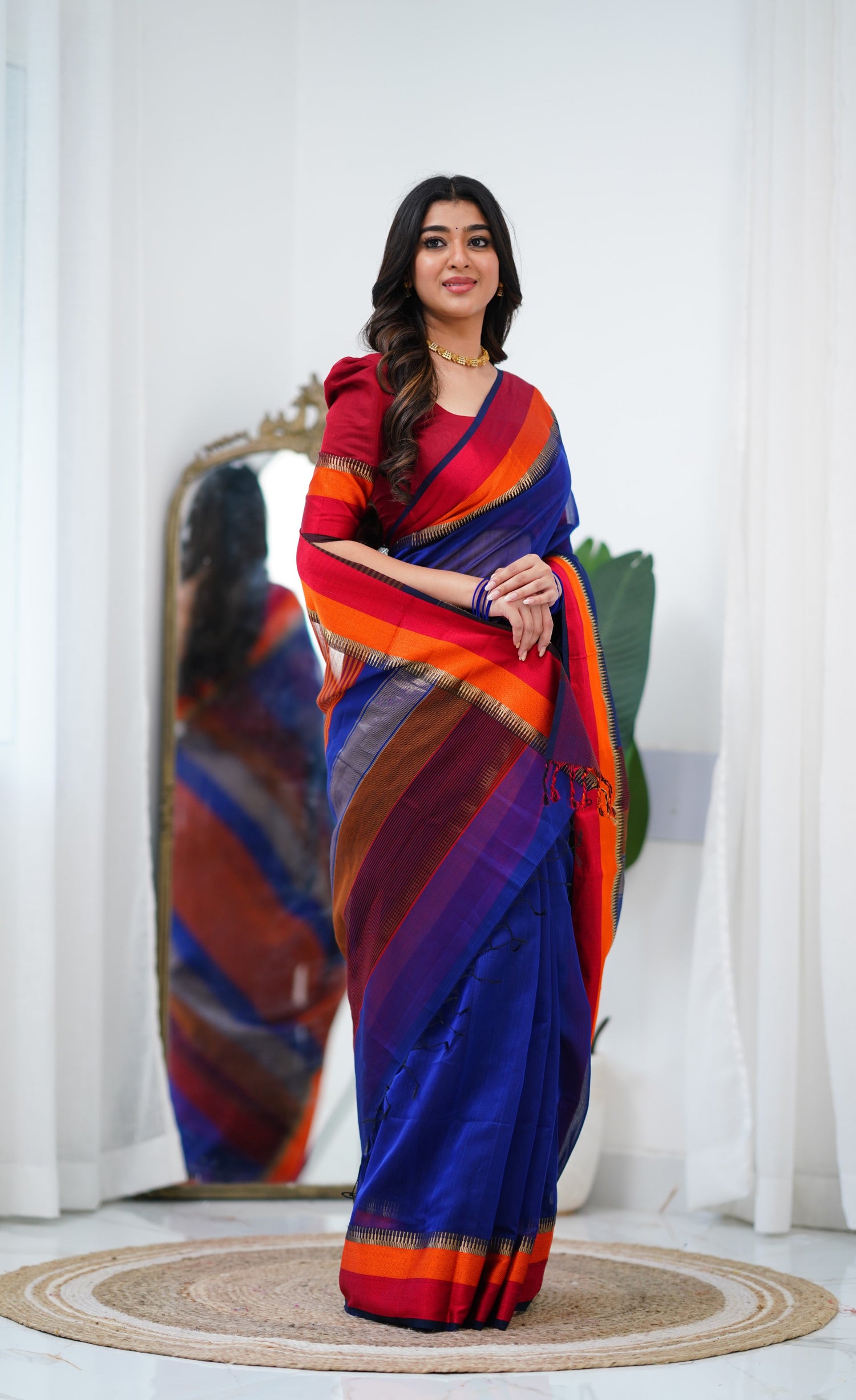 Maanvi Maheswari Silk Cotton Saree - Royal Blue and Red