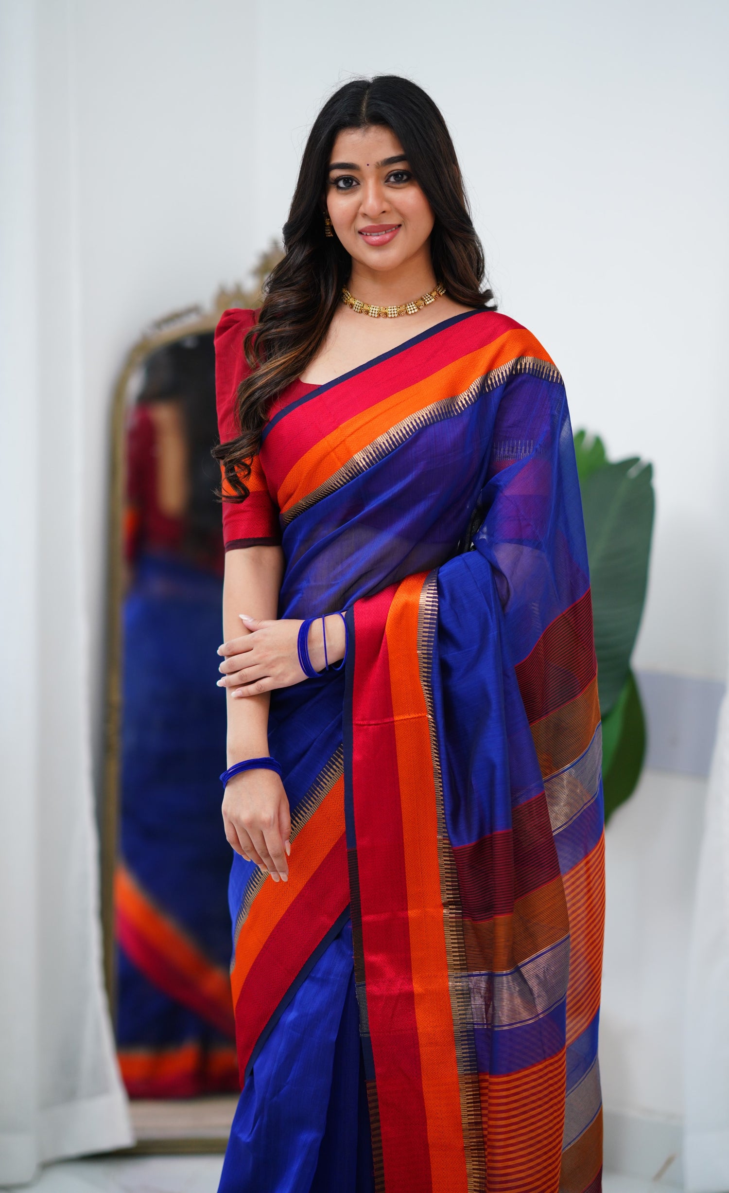 Maanvi Maheswari Silk Cotton Saree - Royal Blue and Red