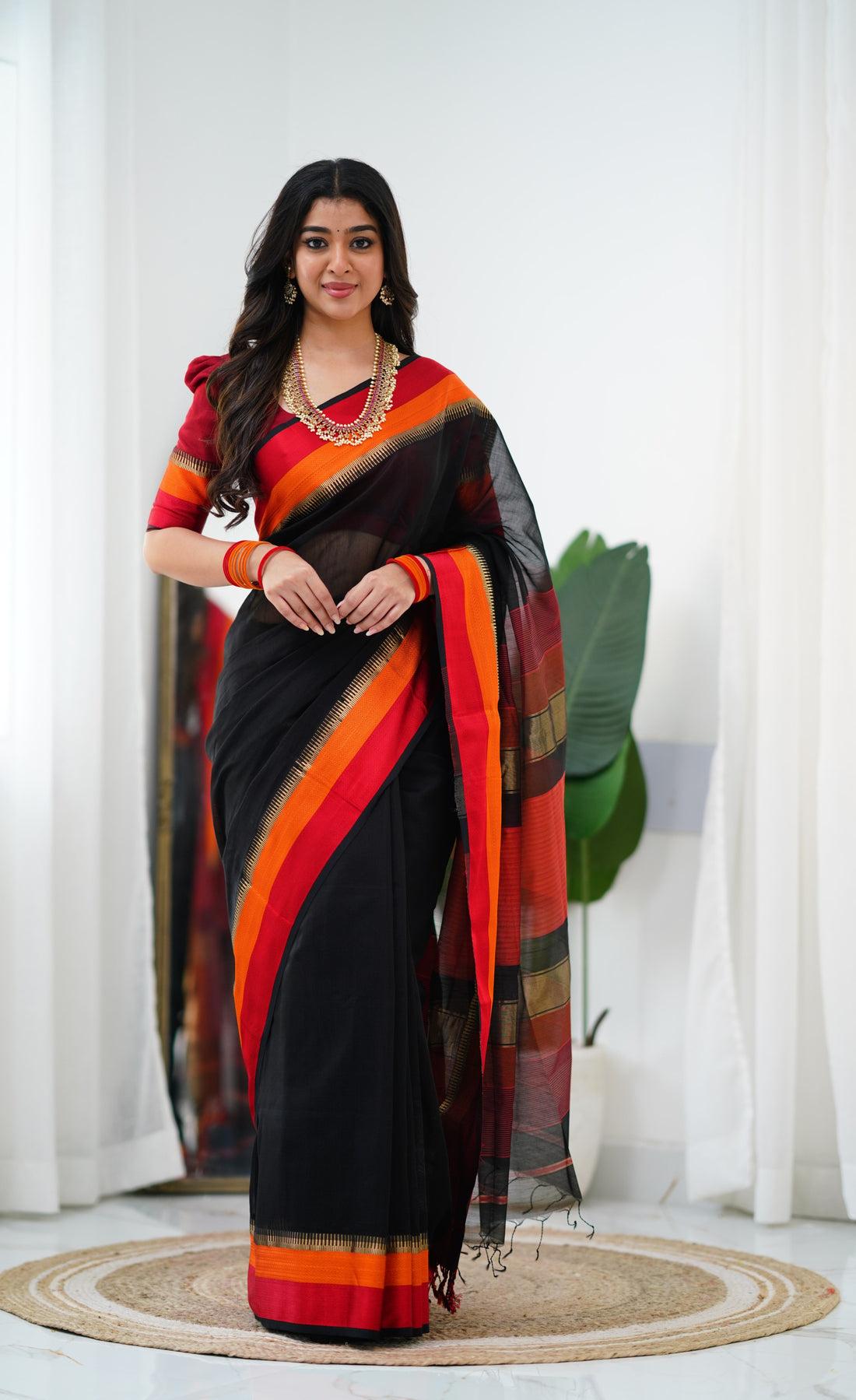 Maanvi Maheswari Silk Cotton Saree - Black and Red