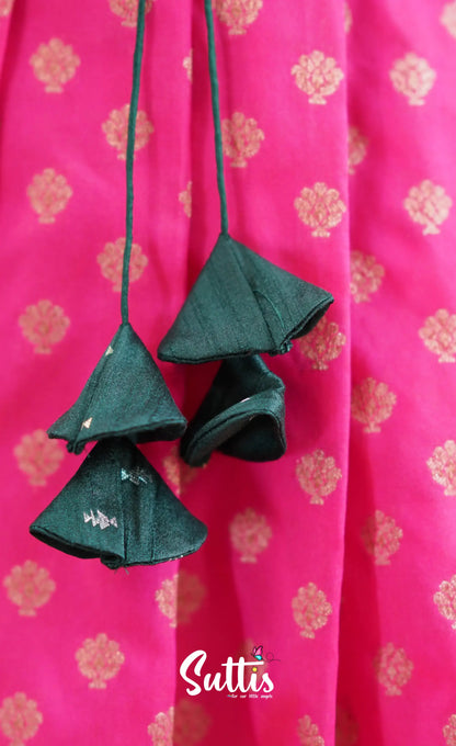 Antara - Bright Pink Tone And Dark Green Shade Pavadai Sattai Kids-Suttis