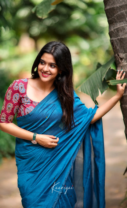 Azhagi- Blue Cotton Saree Sarees