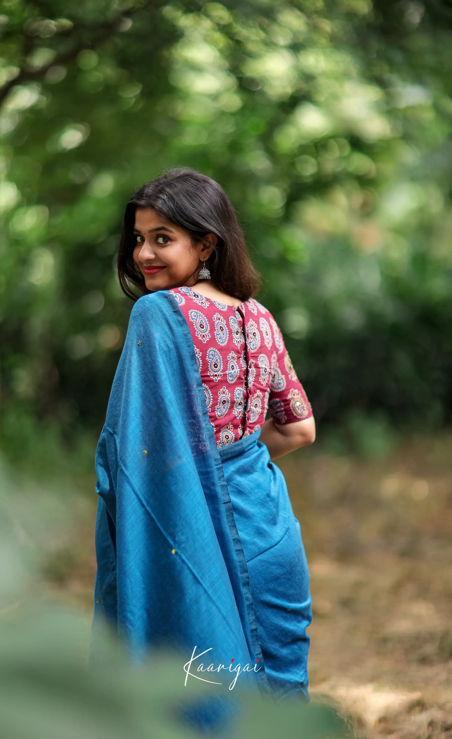 Azhagi- Blue Cotton Saree Sarees