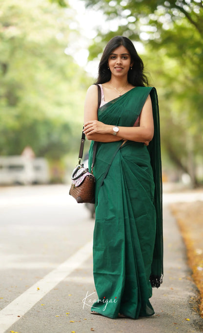 Azhagi - Dark Green Cotton Saree Sarees