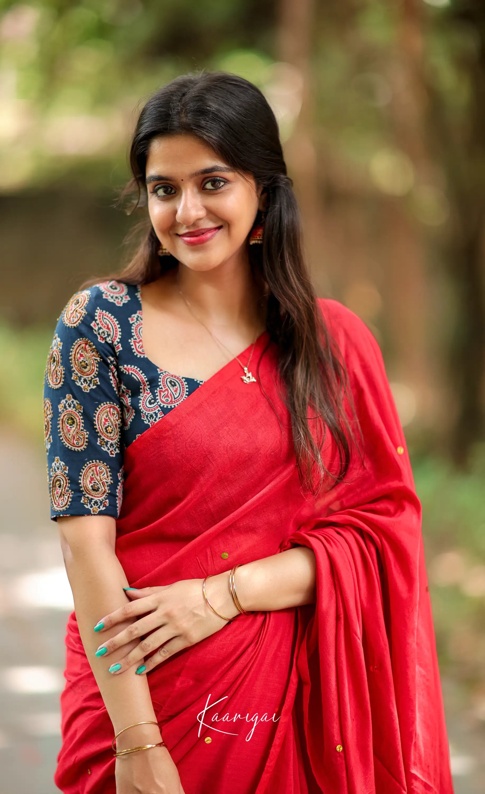 Azhagi- Red Cotton Saree Sarees