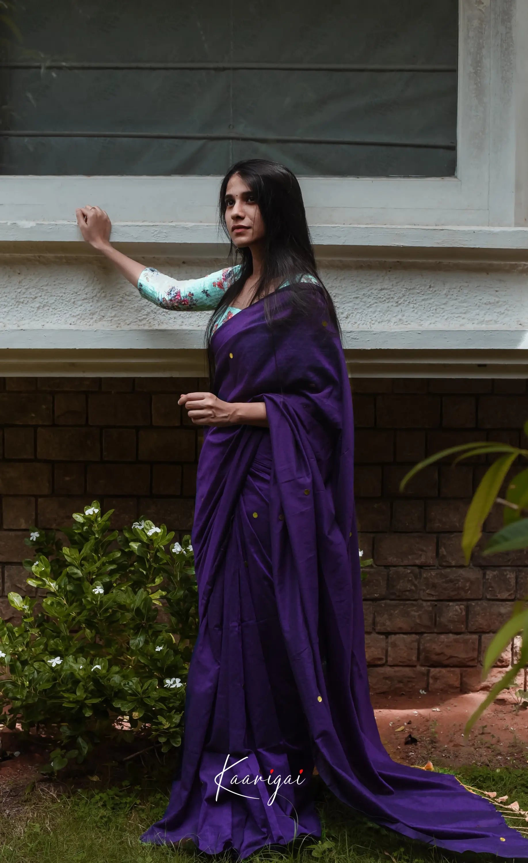 Azhagi- Royal Blue Handloomed Cotton Saree Sarees