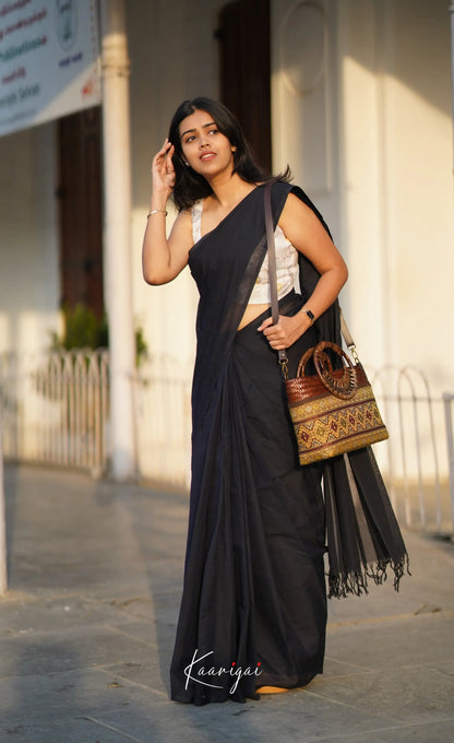 Azhagi - Black Cotton Saree Sarees