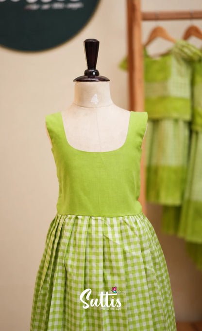 Blended Silk Pavadai Sattai - Light Green and White Checks - Kids-Suttis