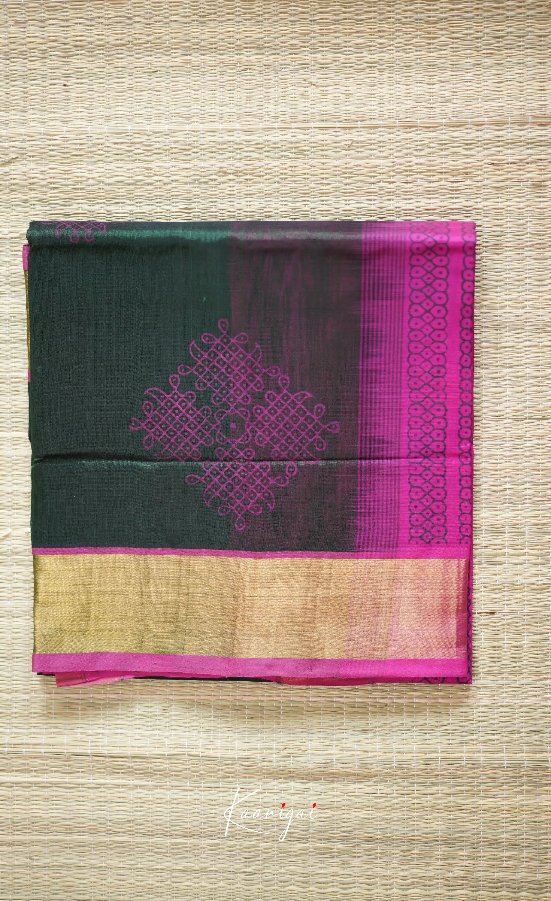 Chaarvi- Deep Bottle Green With Magenta Kanchi Silk Cotton Saree Sarees