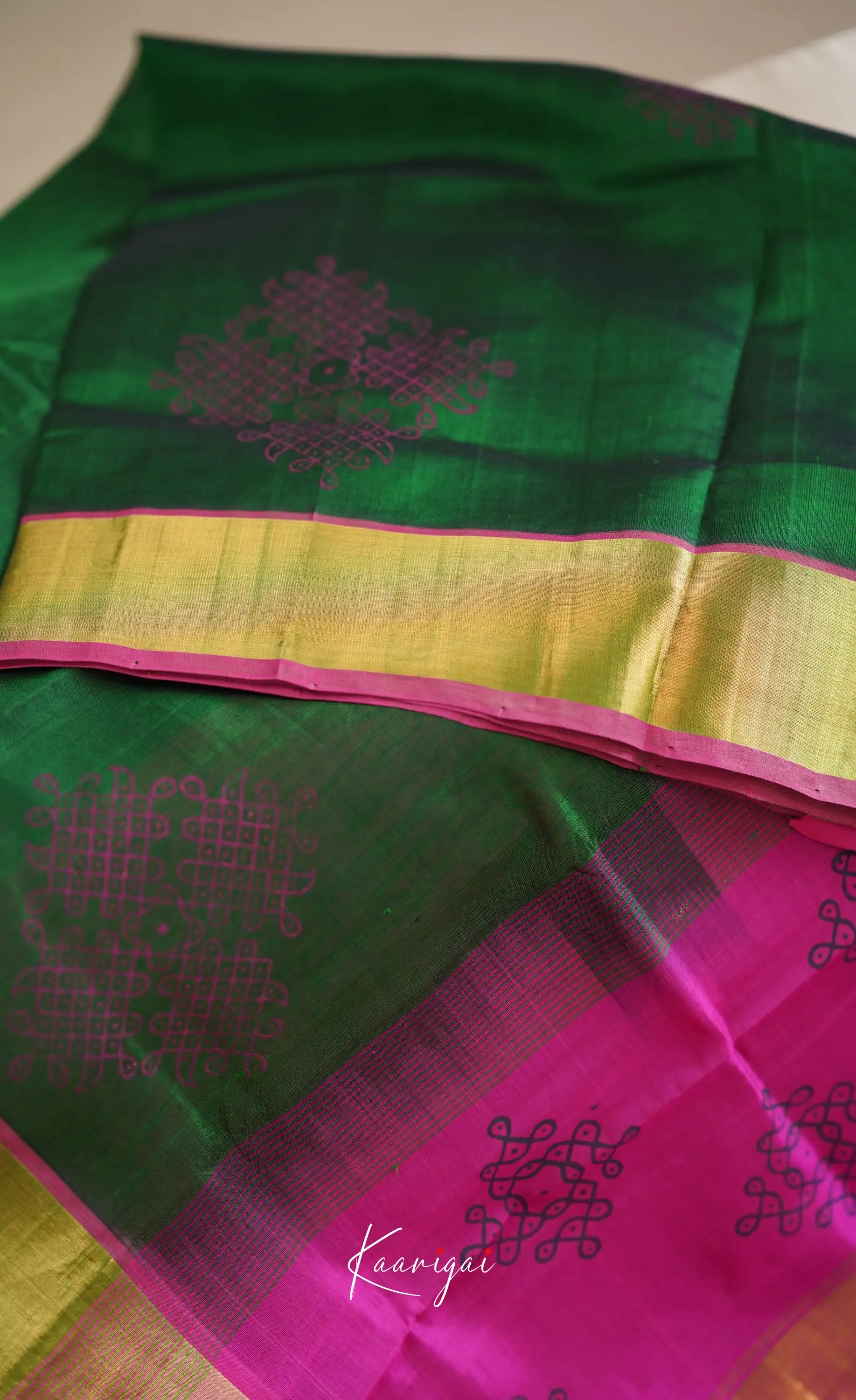 Chaarvi- Deep Bottle Green With Pink Kanchi Silk Cotton Saree Sarees