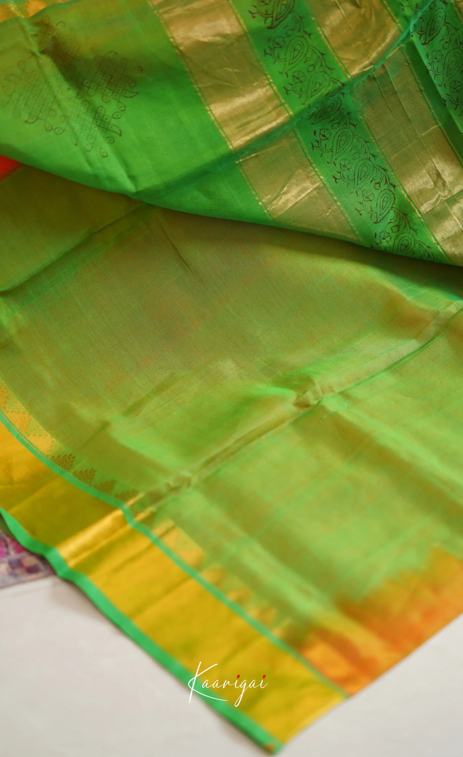 Chaarvi- Orange With Green Kanchi Silk Cotton Saree Sarees