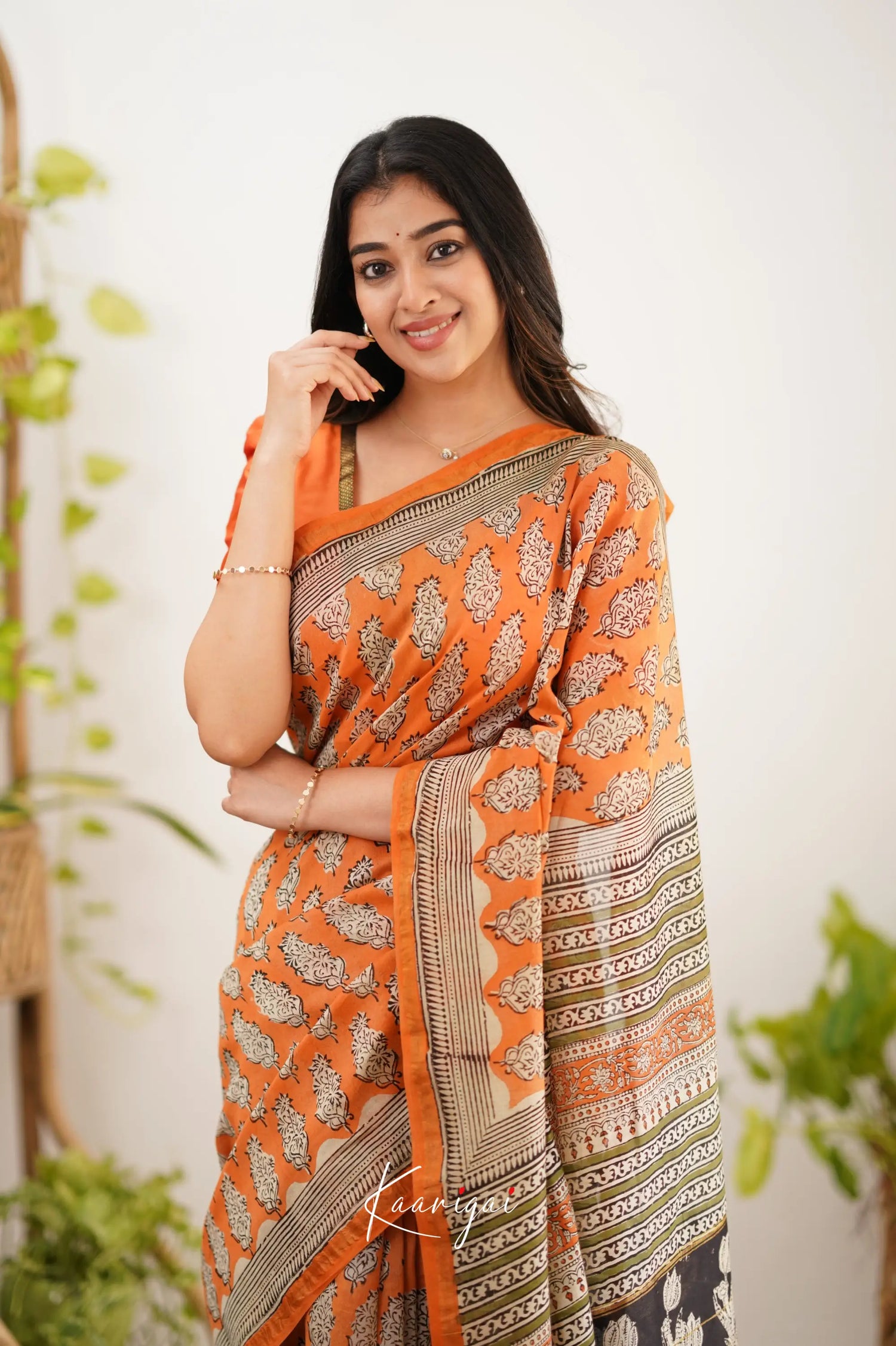 Chaavi Chanderi Saree - Orange And Olive Green Sarees