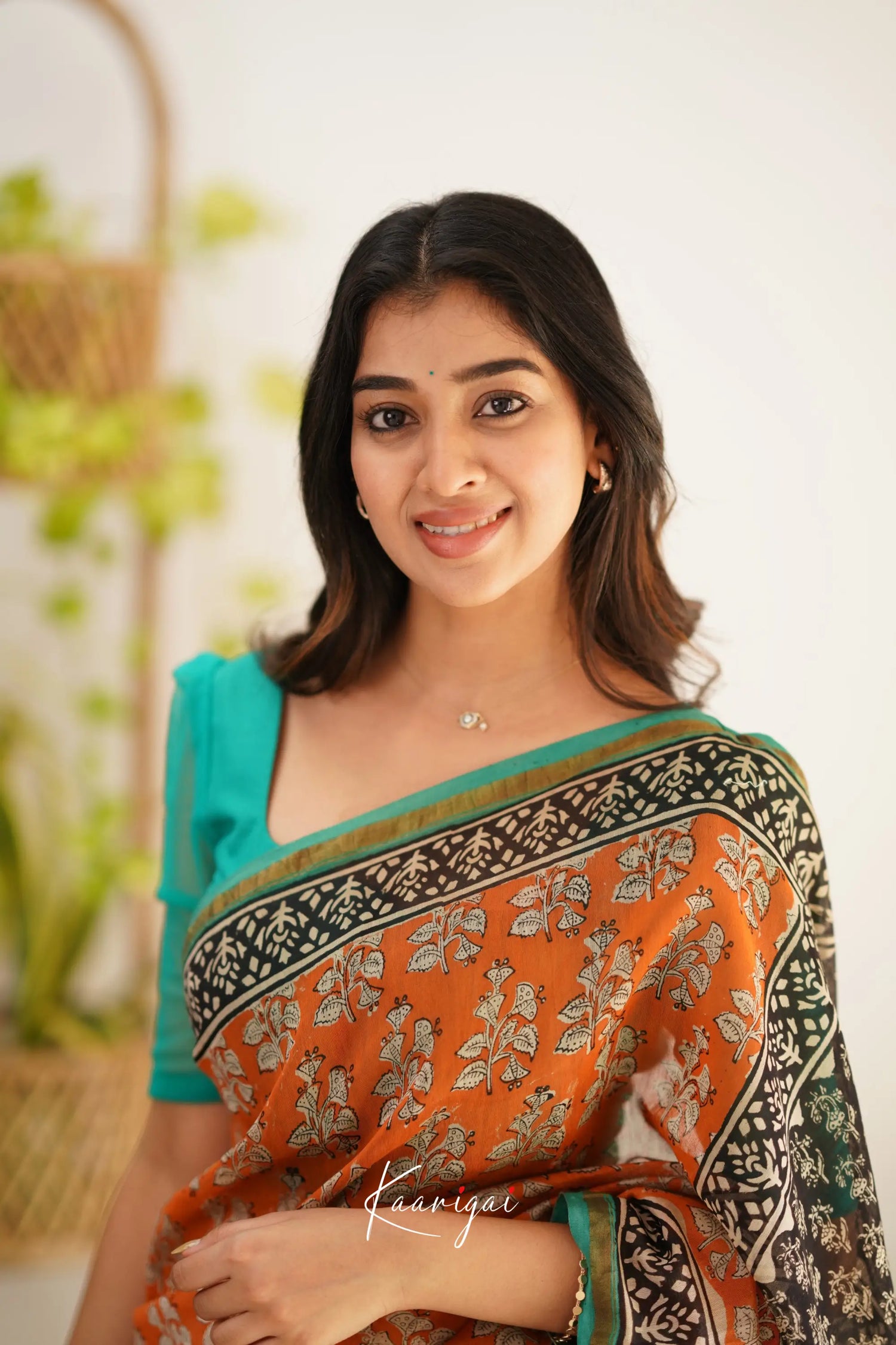 Chaavi Chanderi Saree - Orange And Teal Green Sarees