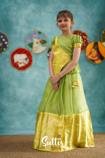 Izhaiyini - Green Organza Top And Skirt Kids-Suttis