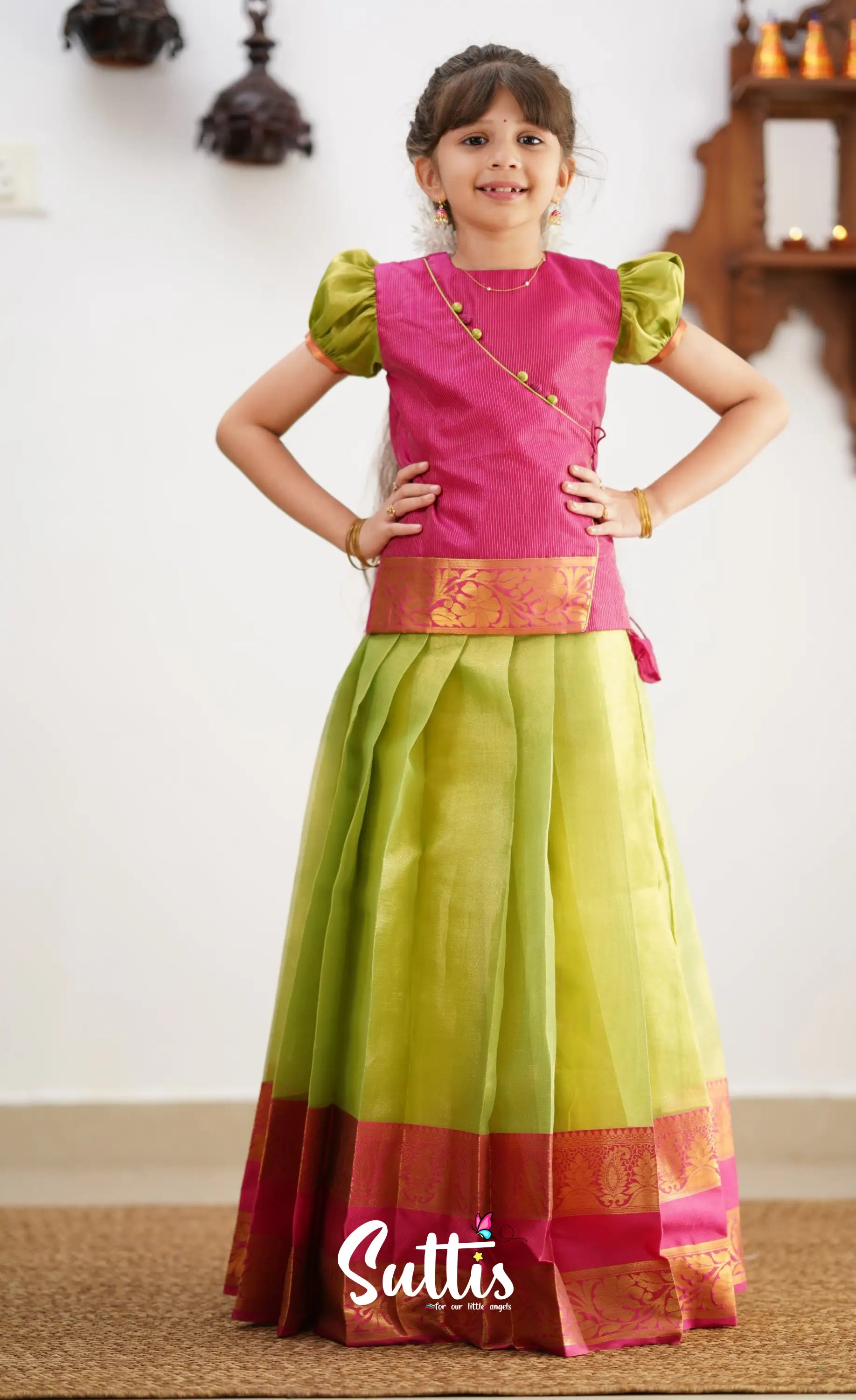 Izhaiyini - Green Shade And Hot Pink Tone Organza Pavadai Sattai Kids-Suttis