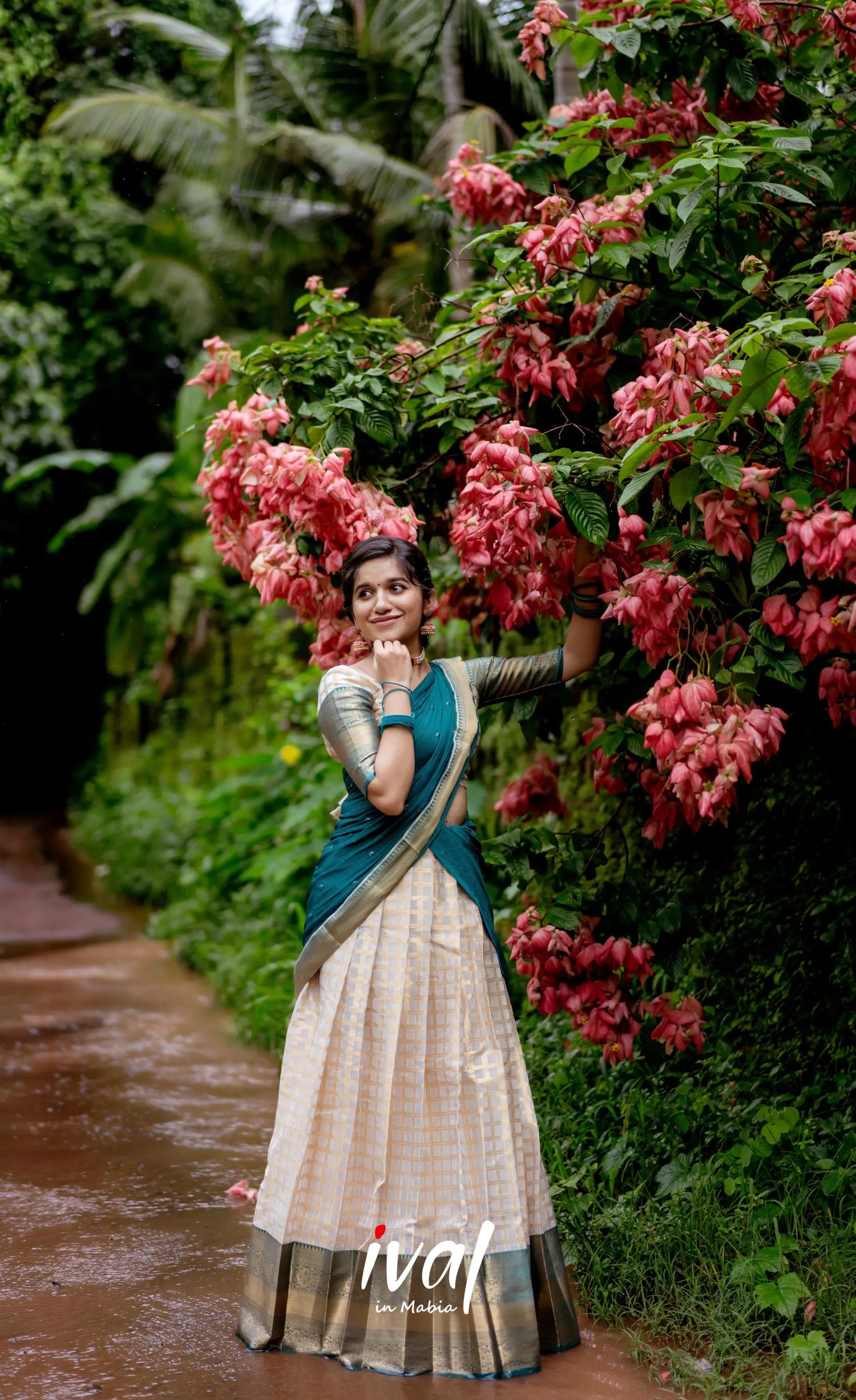 Izhaiyini Organza Halfsaree - Offwhite And Teal Half Sarees