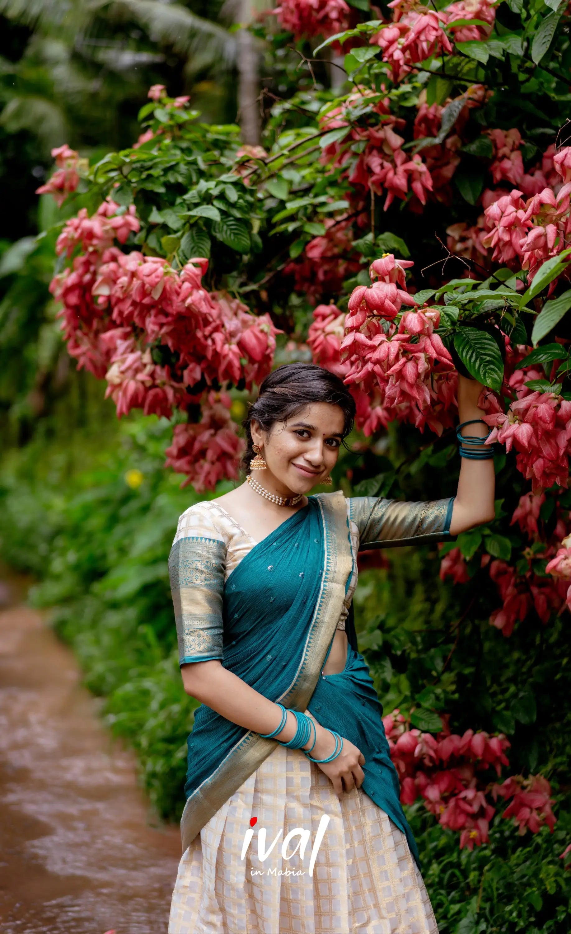 Izhaiyini Organza Halfsaree - Offwhite And Teal Half Sarees