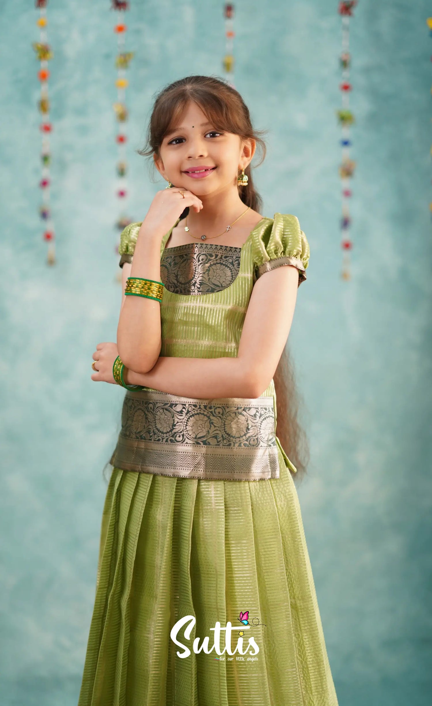 Izhaiyini Pista Green Shade And Dark Tone Organza Pavadai Sattai Kids-Suttis