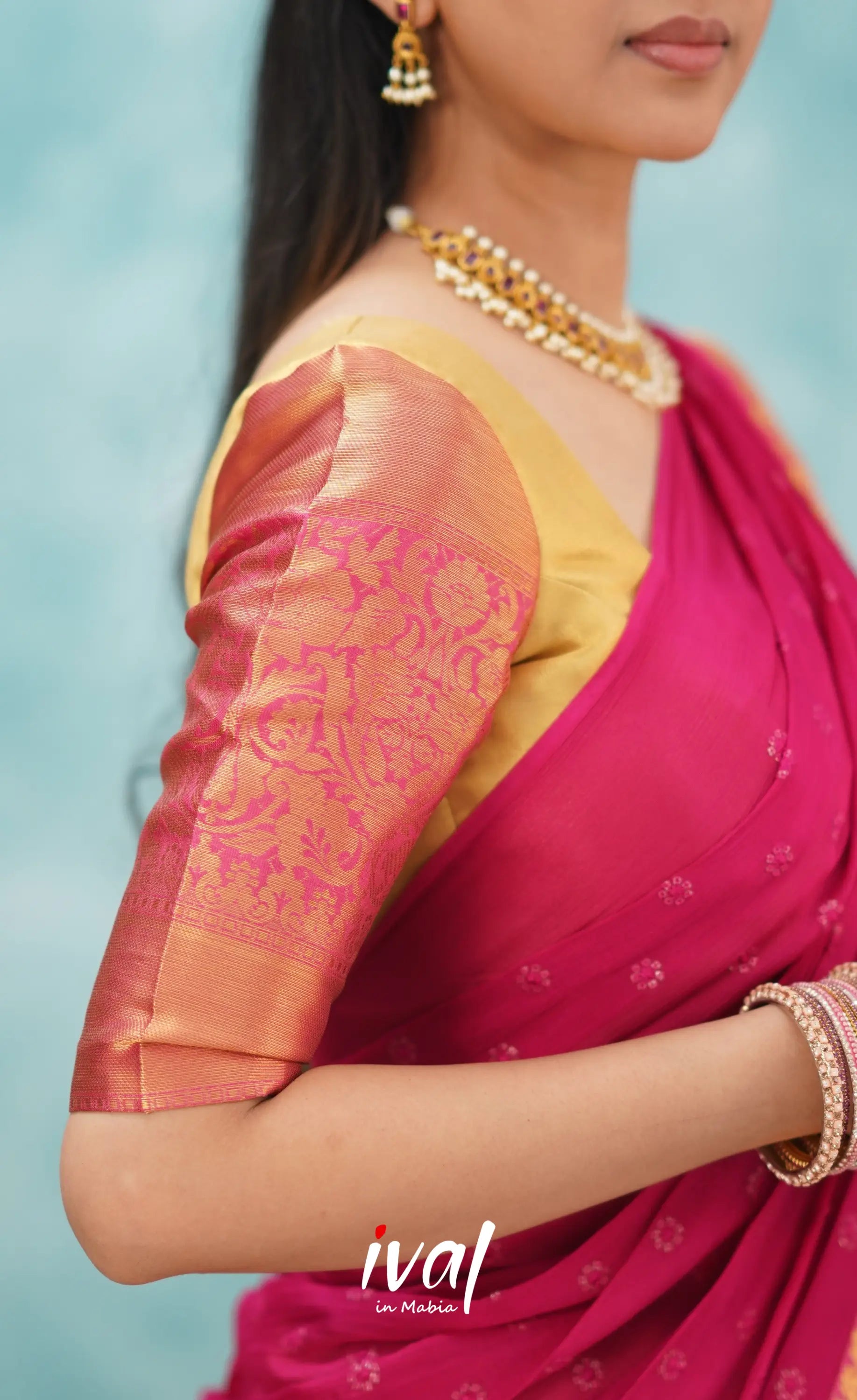 Izhaiyini Shade Of Pink And Gold Tone Organza Halfsaree Half Sarees