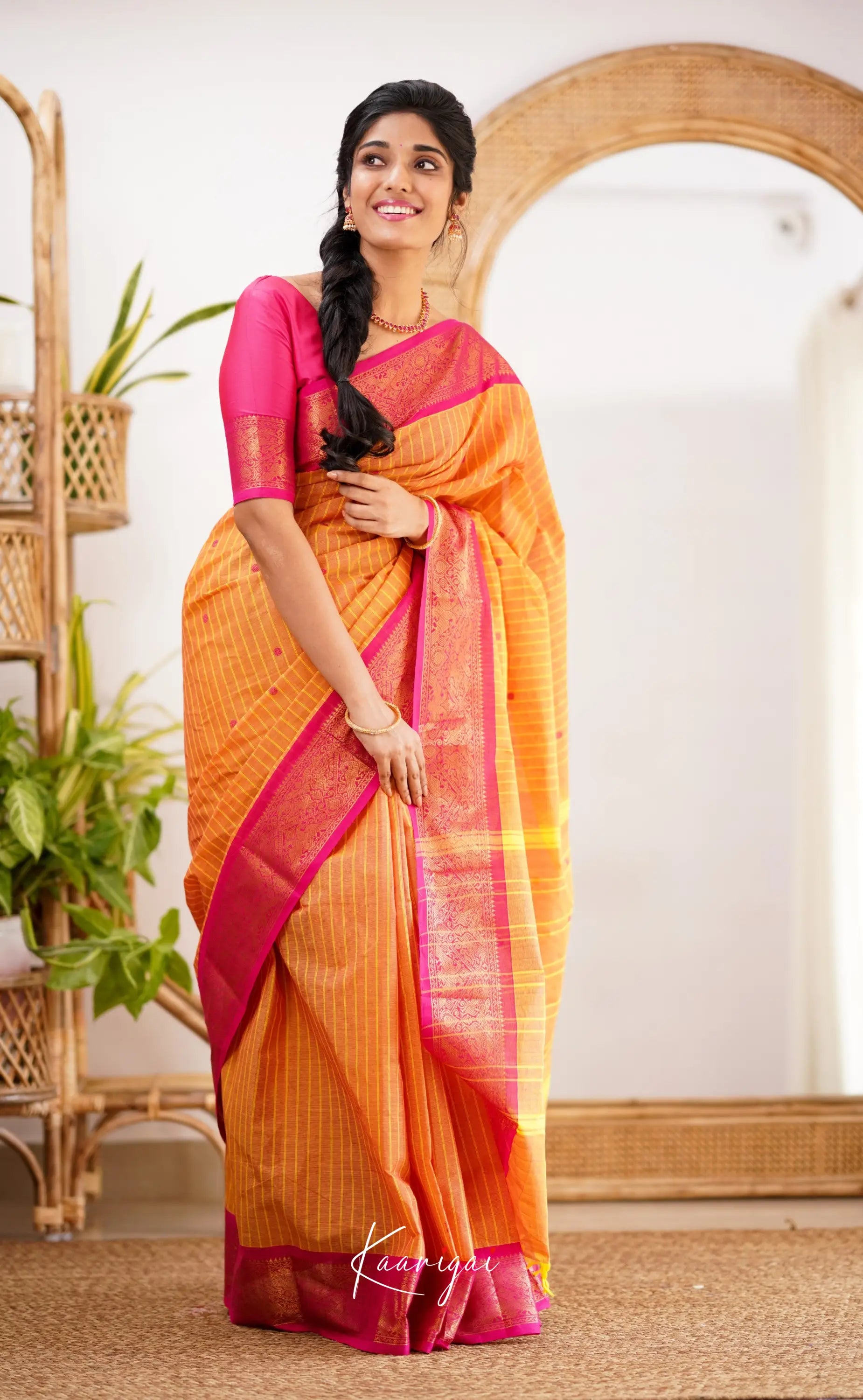 Kamakshi Orange Shade And Pink Tone Sarees