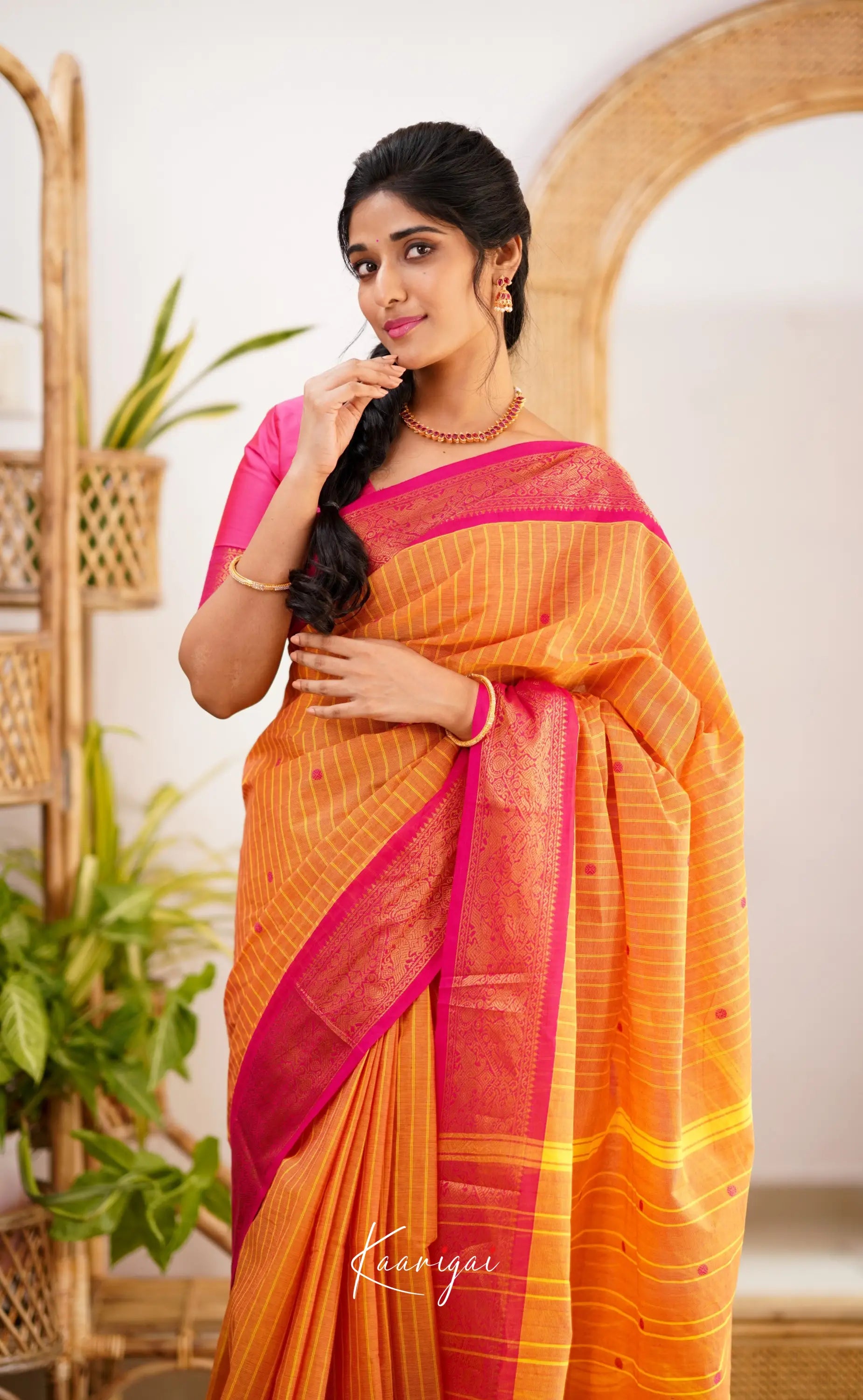 Kamakshi Orange Shade And Pink Tone Sarees