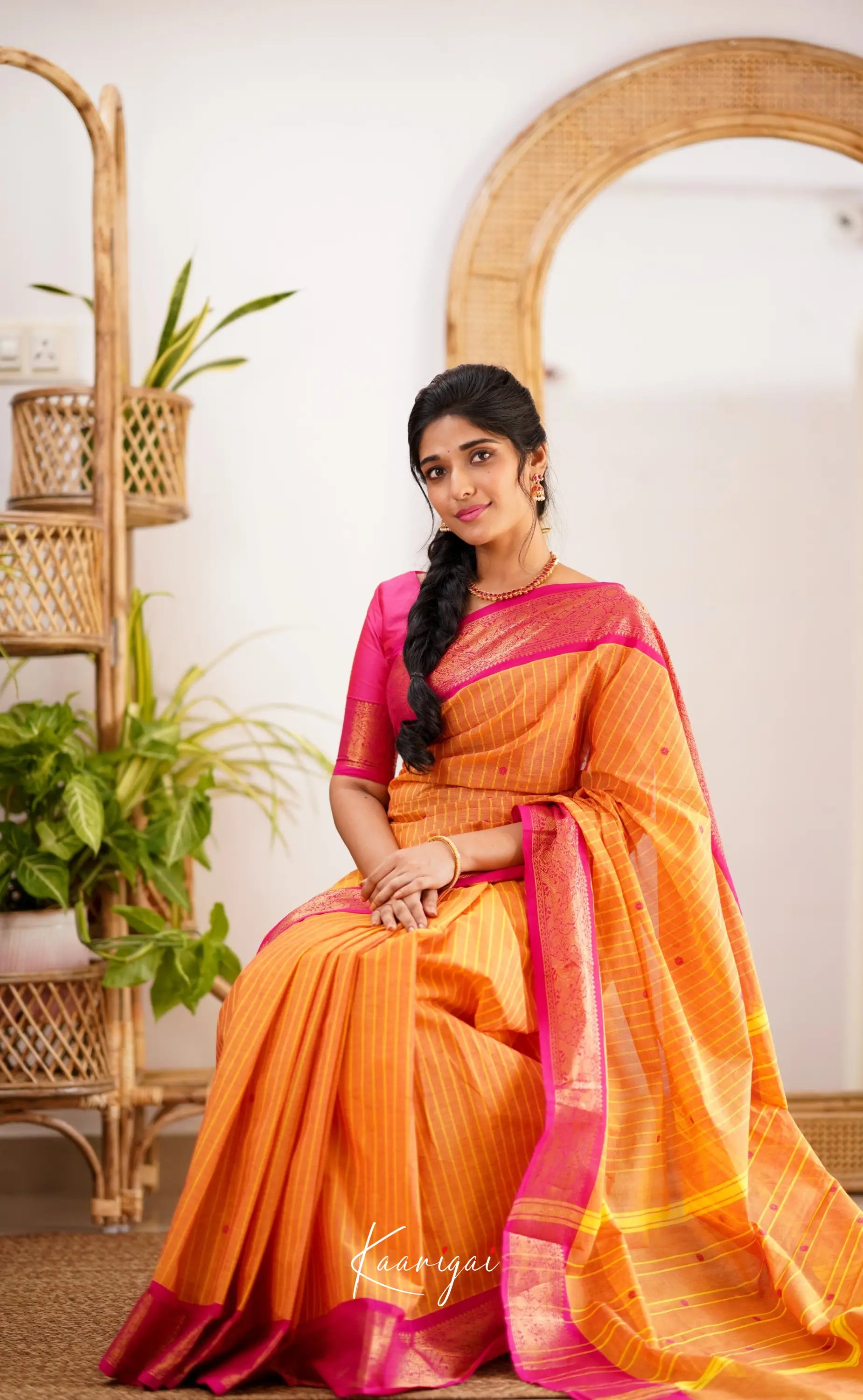 Kamakshi Orange Shade And Pink Tone Sarees