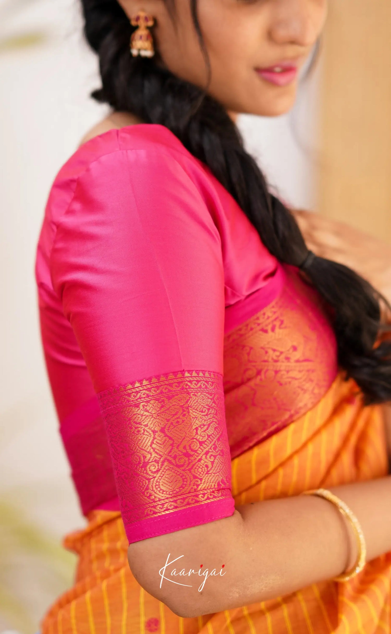 Kamakshi Orange Shade And Pink Tone Sarees