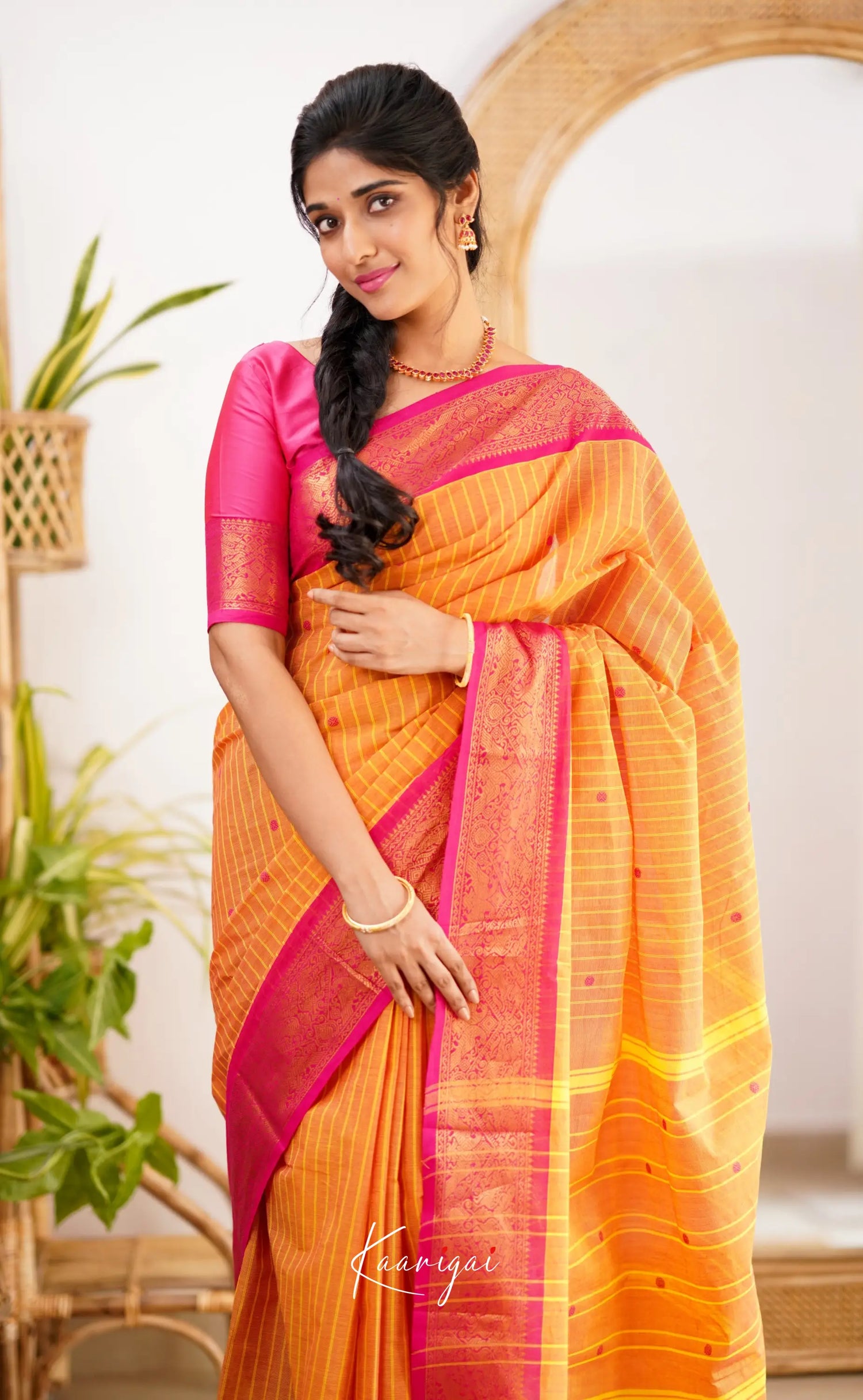 Kamakshi Orange Shade And Pink Tone Sarees