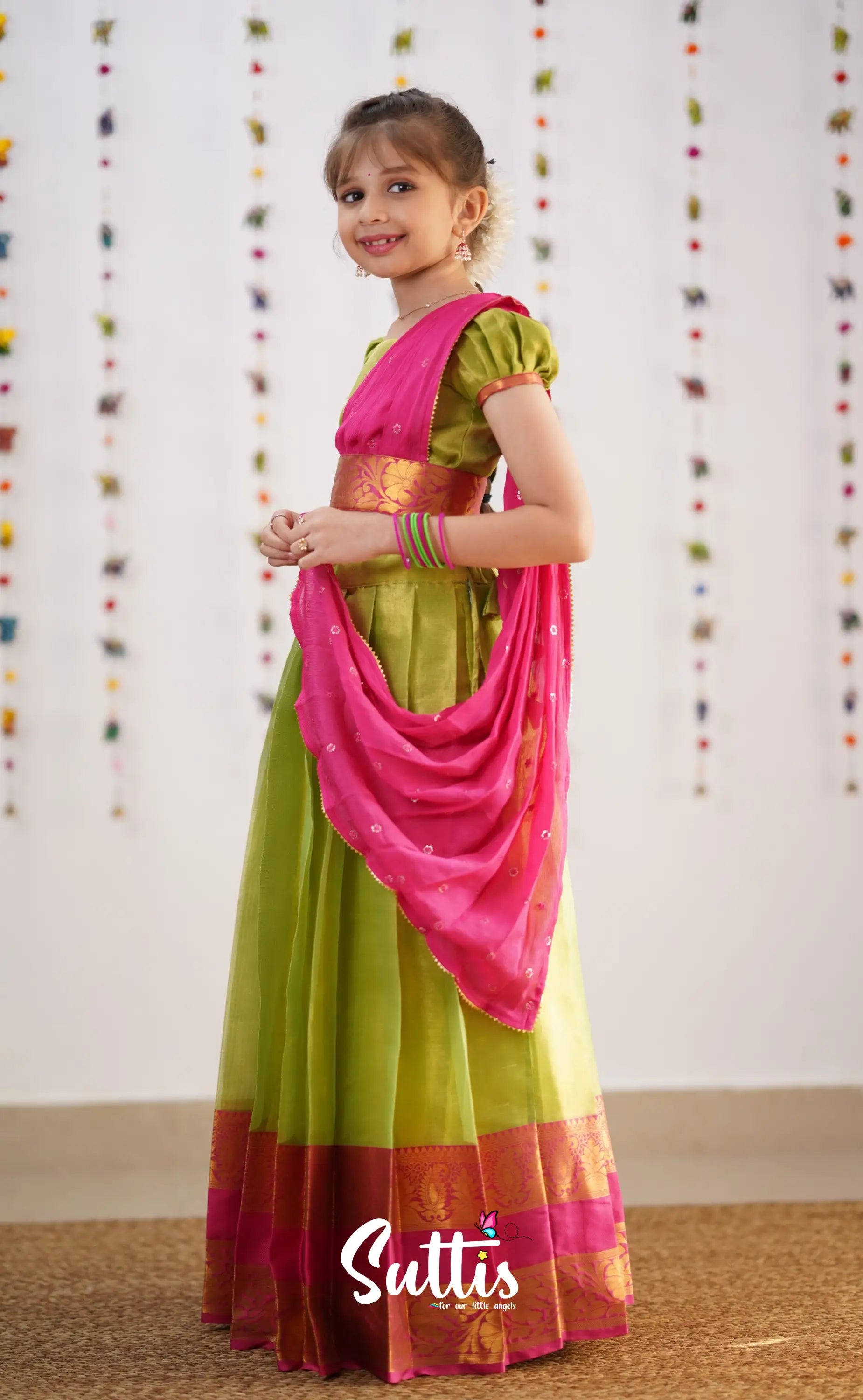 Kumaari Green Shade And Hot Pink Tone Organza Half Saree Kids-Suttis