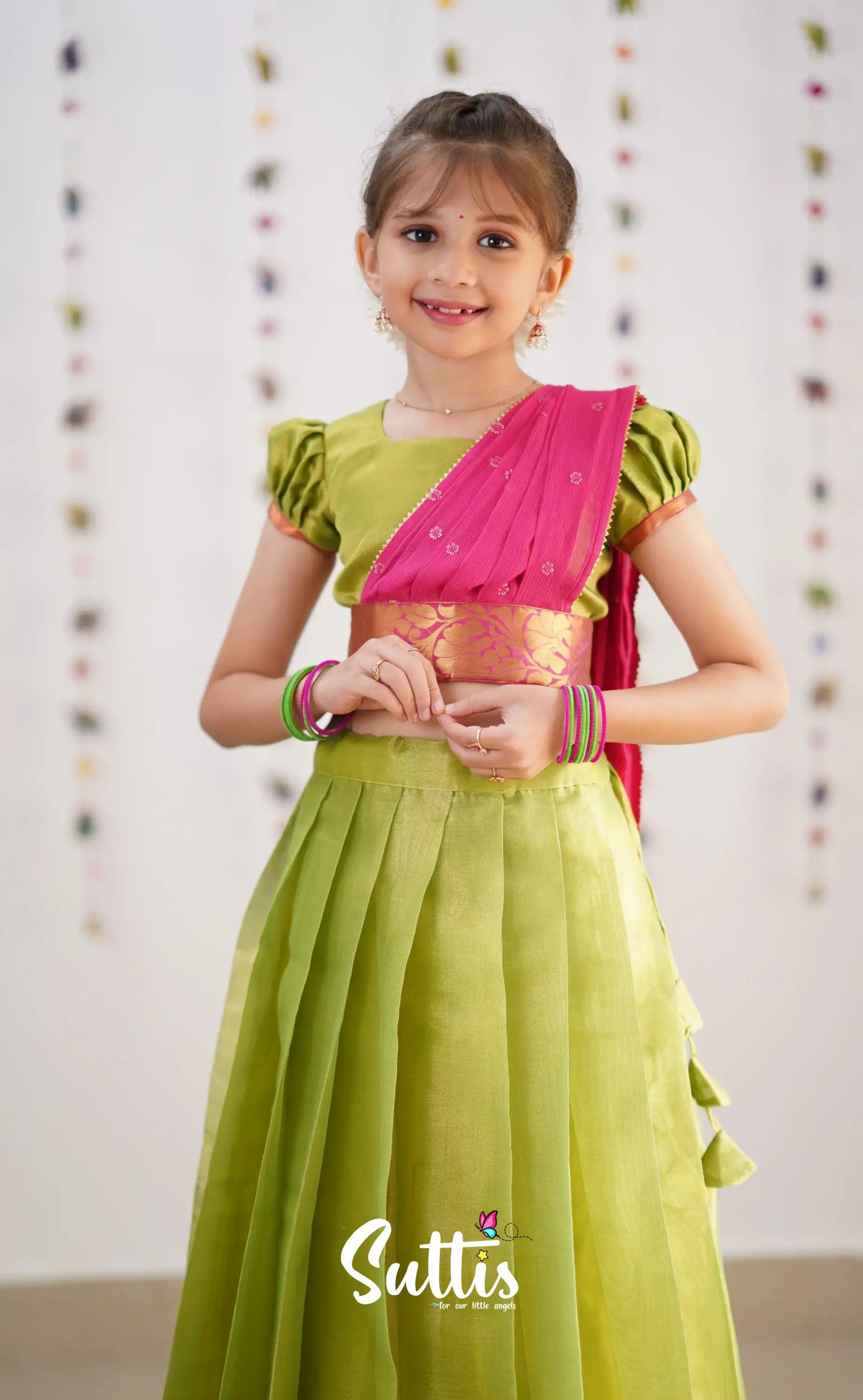 Kumaari Green Shade And Hot Pink Tone Organza Half Saree Kids-Suttis