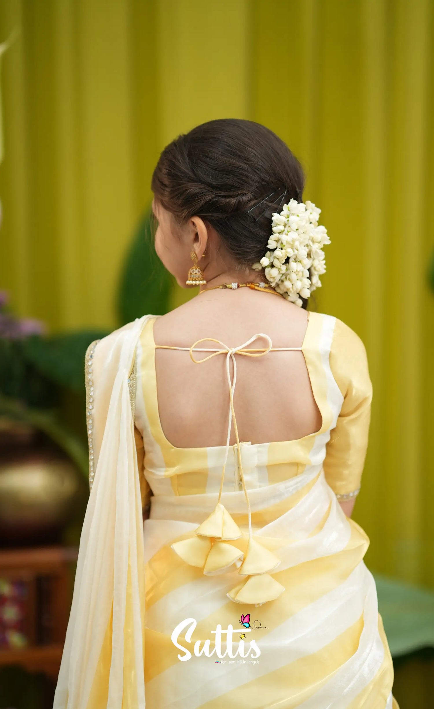 Kumaari Kids Half Saree - Milky white and Gold - Kids-Suttis