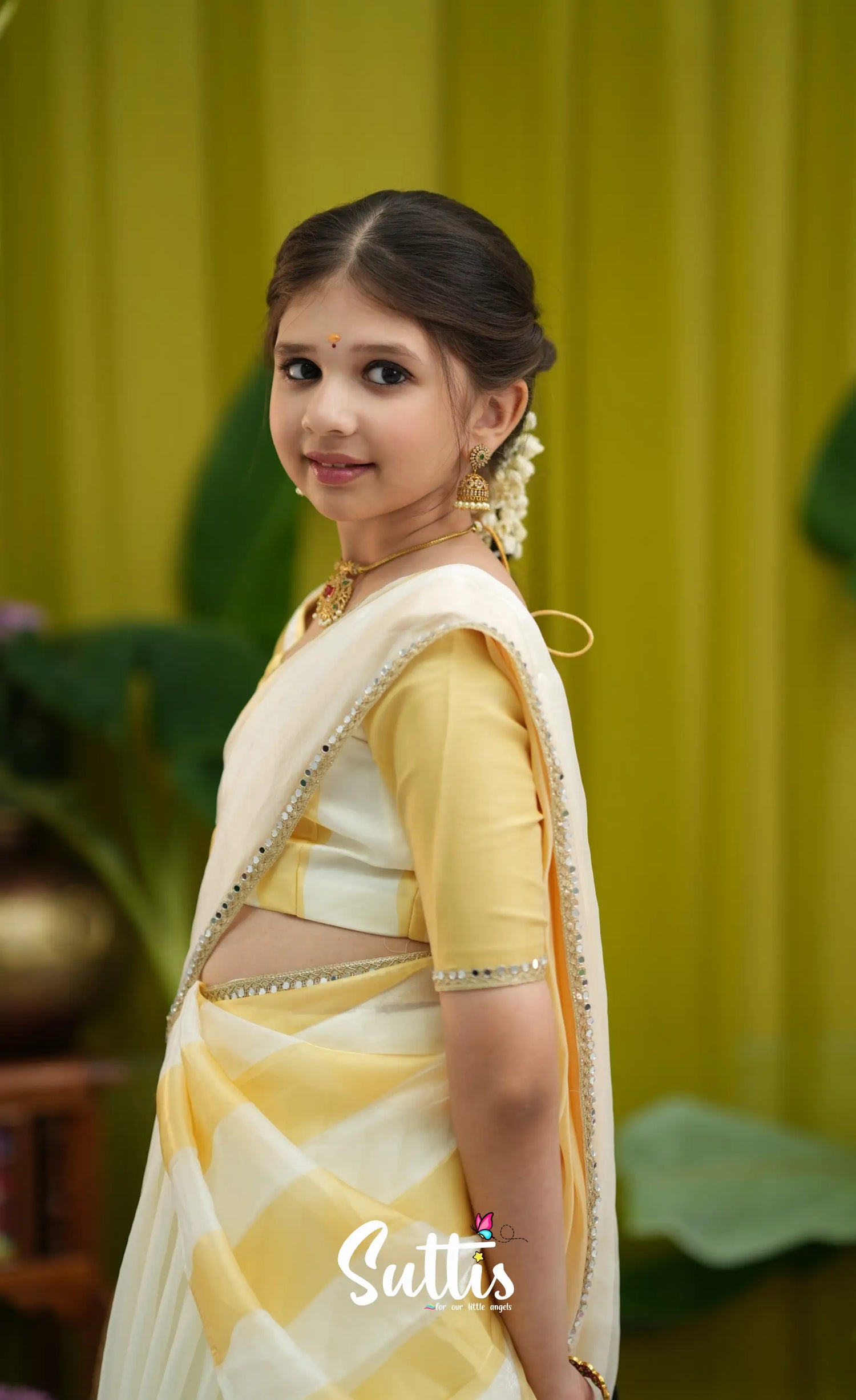 Kumaari Kids Half Saree - Milky white and Gold - Kids-Suttis