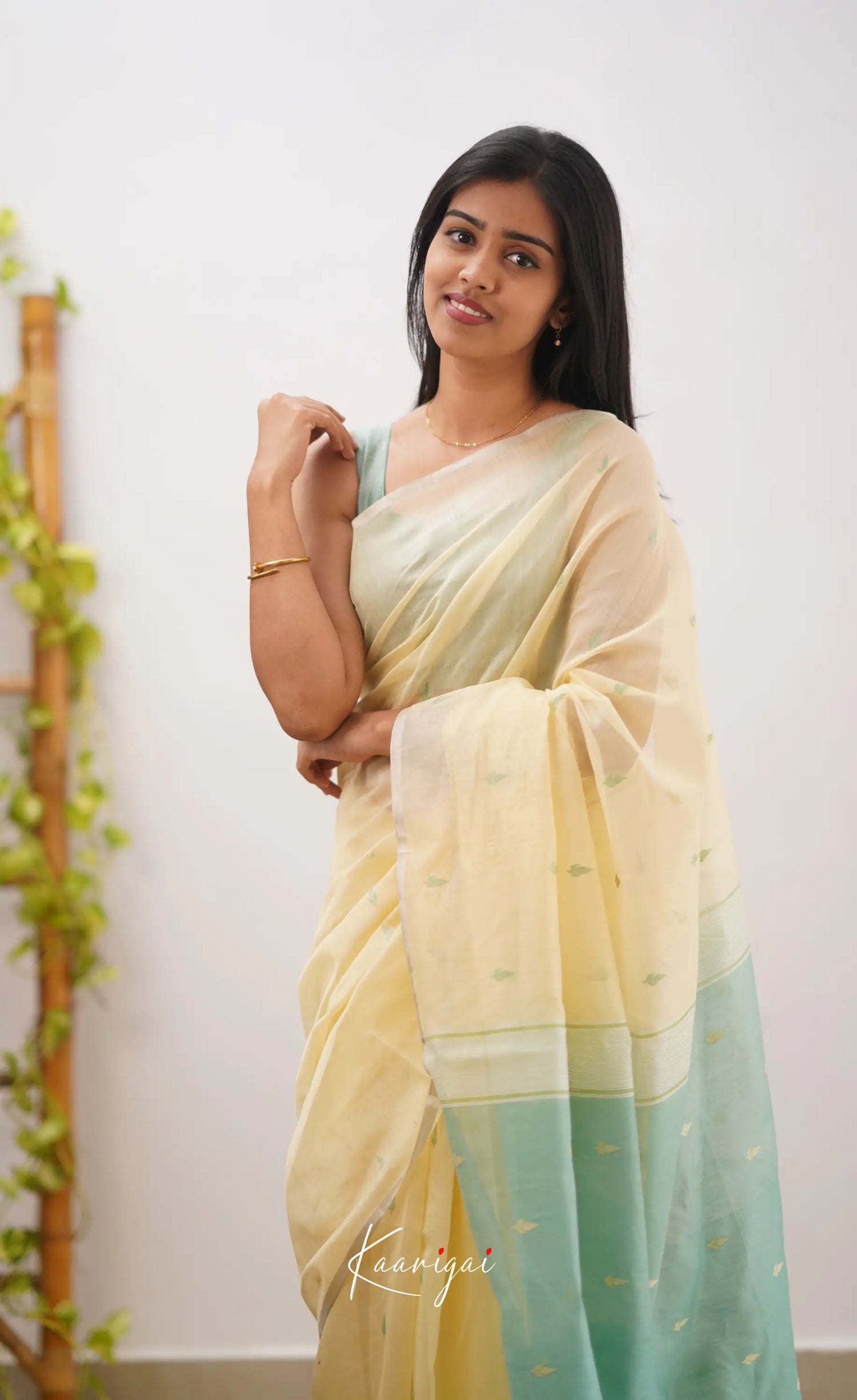 Aadrika- Cream And Light Teal Pure Maheshwari Silk Cotton Saree Sarees