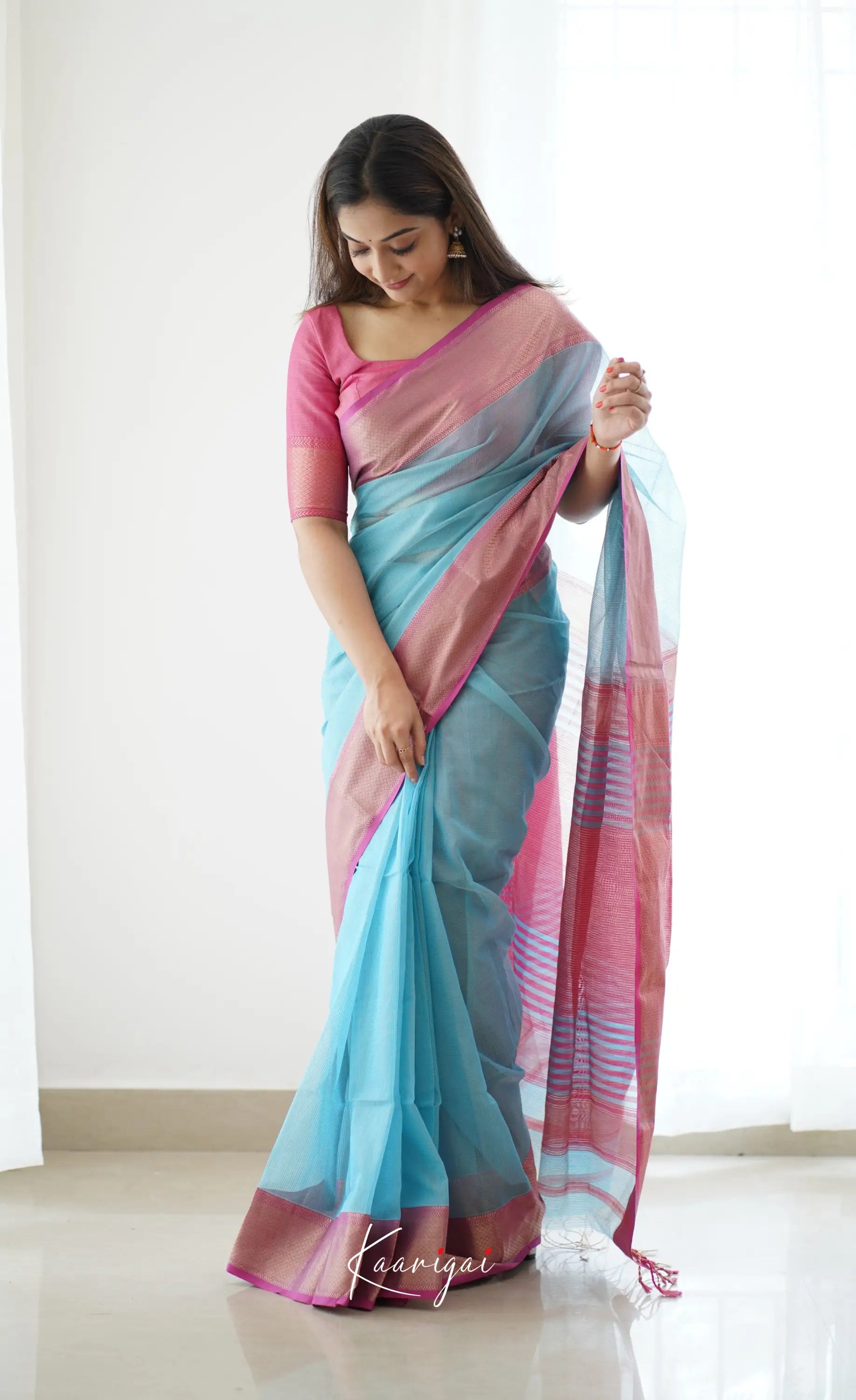 Maanvi- Light Blue Maheswari Silk Cotton Halfsaree Sarees