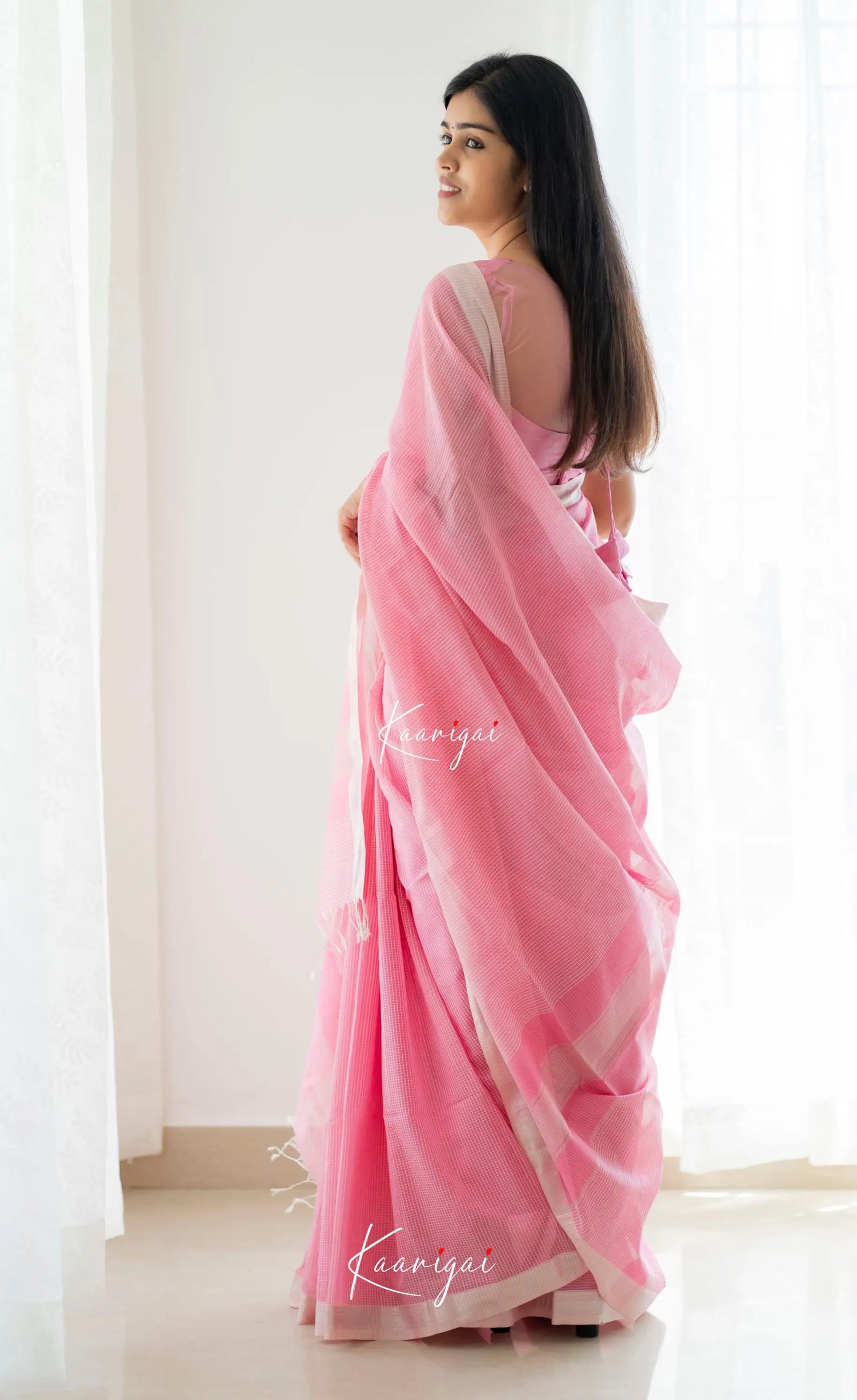 Aadrika - Light Pink Pure Maheswari Silk Cotton Saree Sarees