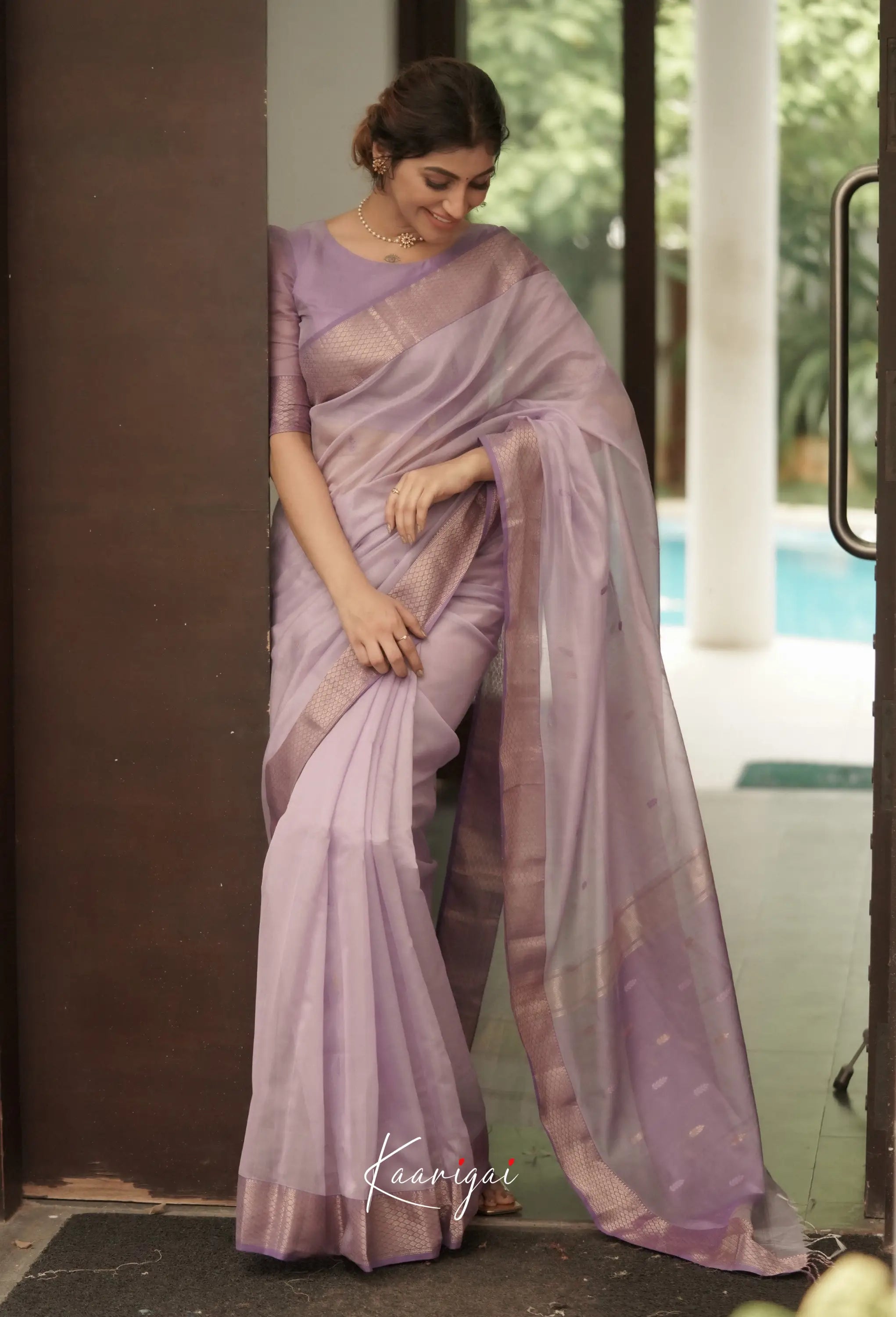 Maanvi Maheswari Silk Cotton Saree - Lavender Sarees