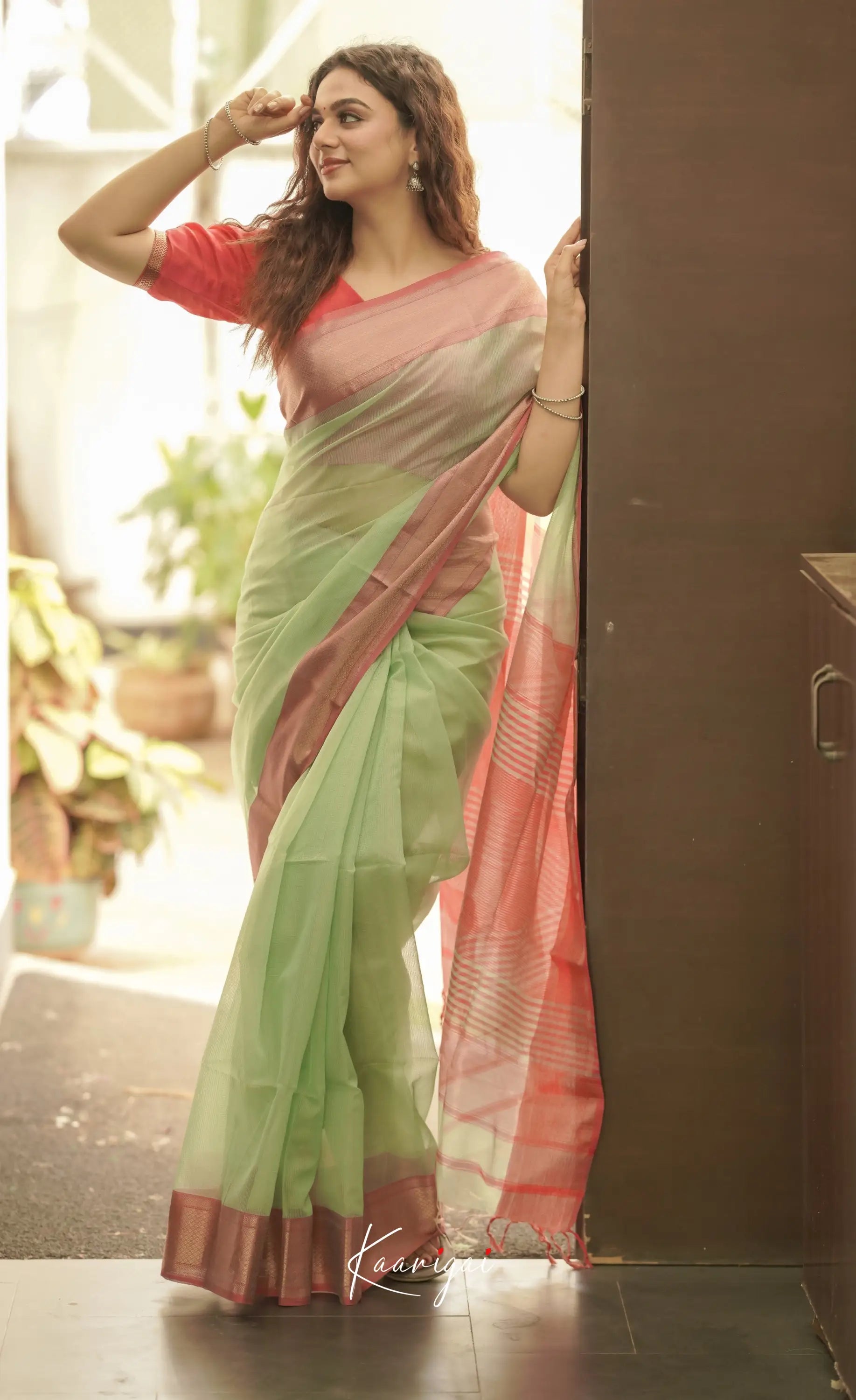 Maanvi Maheswari Silk Cotton Saree - Pastel Green And Pink Sarees