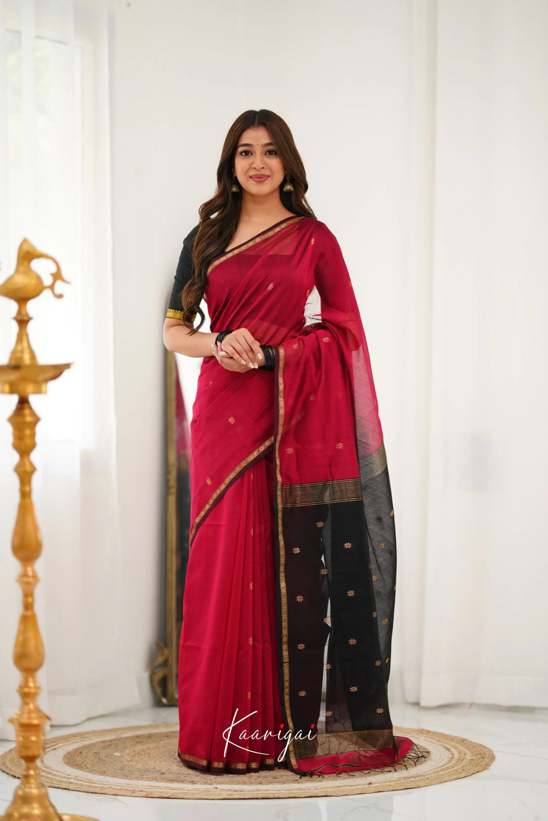 Maanvi Maheswari Silk Cotton Saree - Pink And Black Sarees