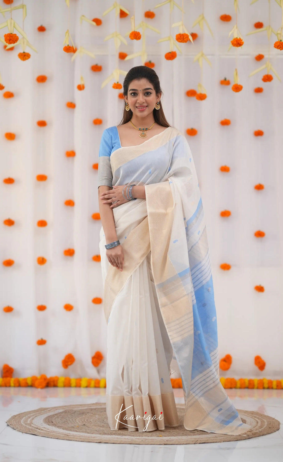 Maanvi Maheswari Silk Cotton Saree - White and Pastel Blue Sarees