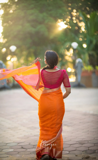 Maanvi - Tone Of Orange And Pink Shade Maheshwari Silk Cotton Saree Sarees