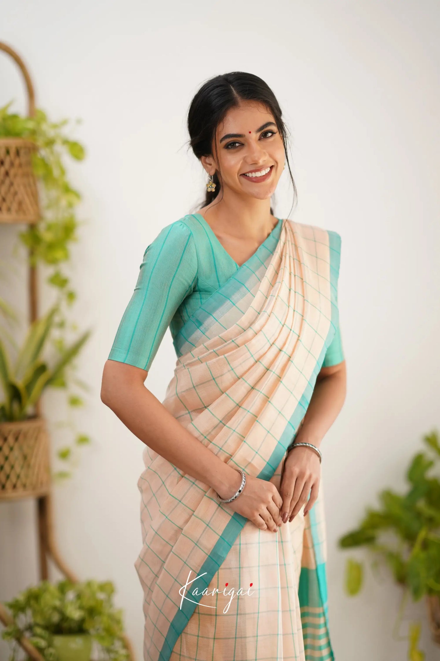 Madura Mangalagiri Saree - Cream And Teal Sarees